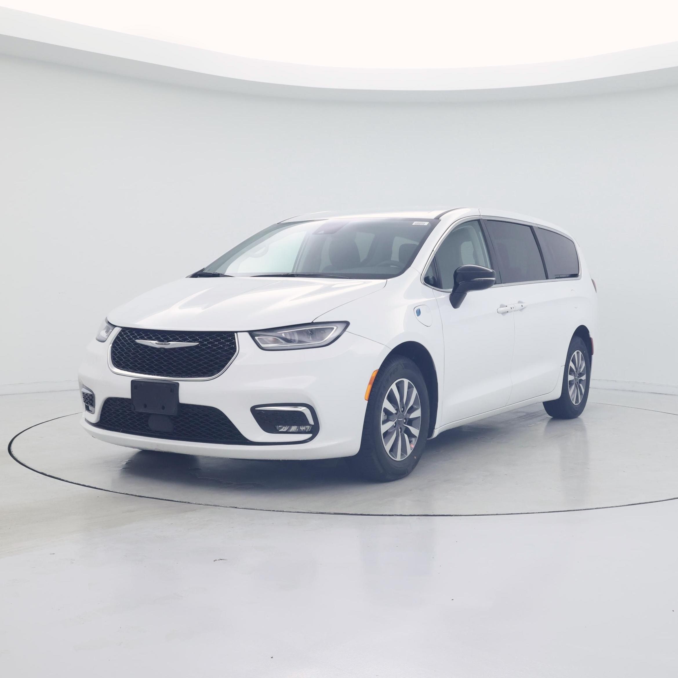 Thumbnail: 2024 Chrysler Pacifica - 4