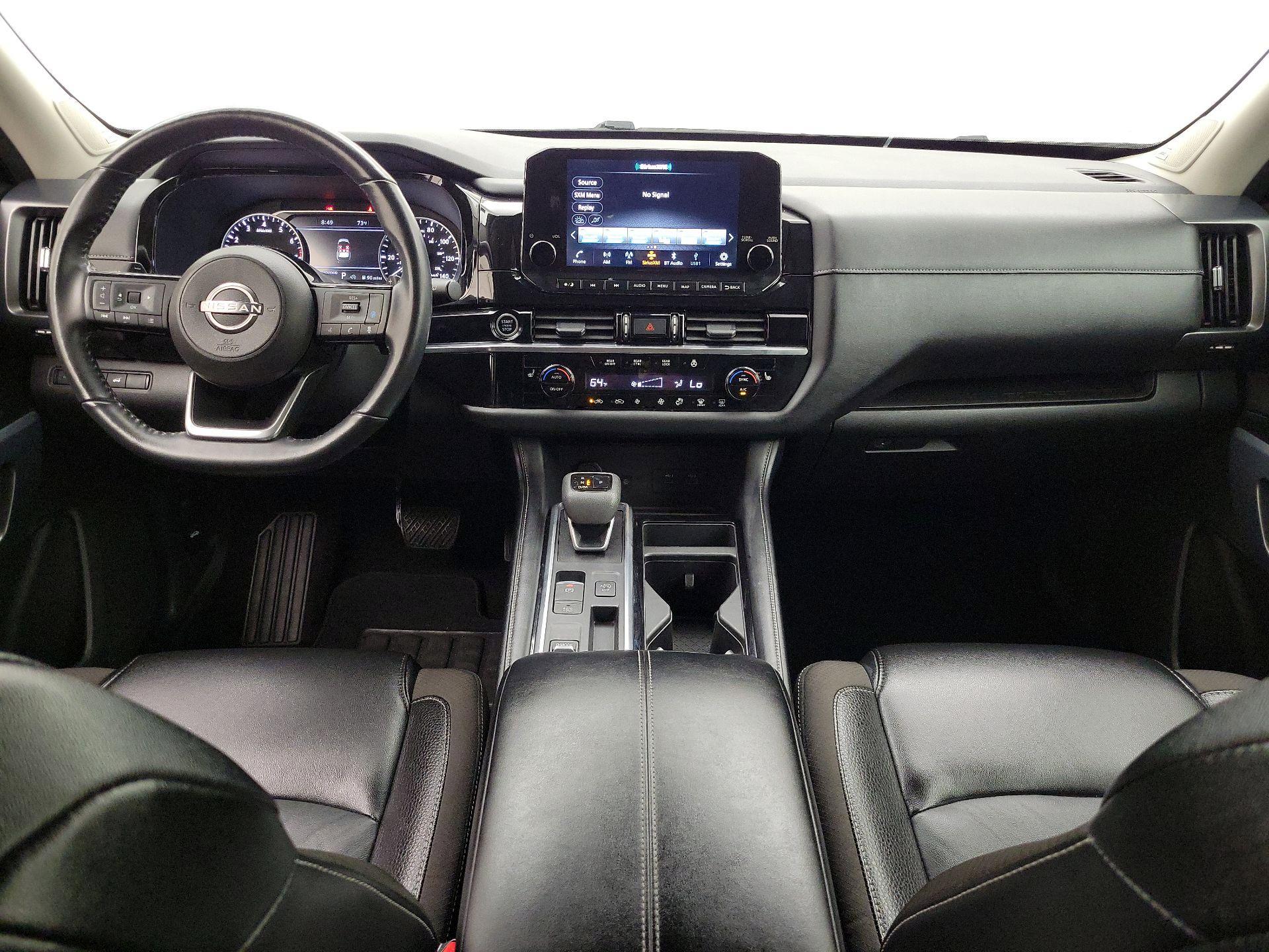 Thumbnail: 2023 Nissan Pathfinder - 9