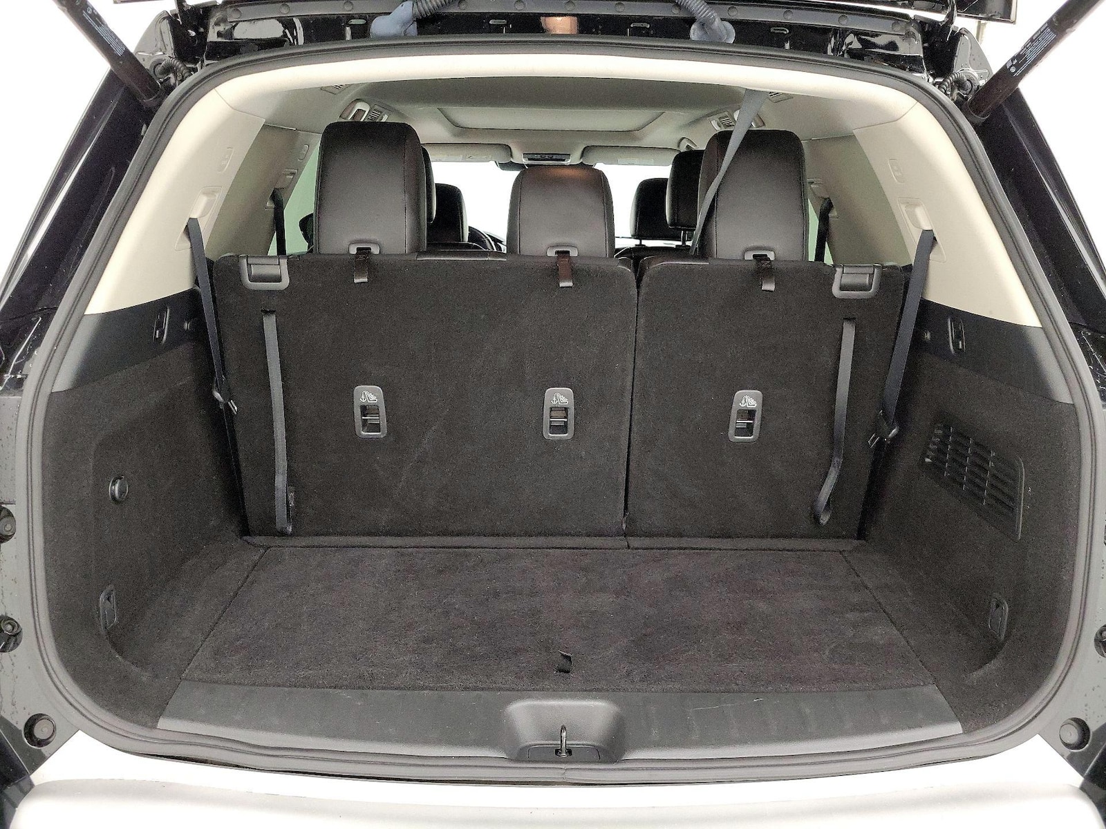 2023 Nissan Pathfinder SL - Photo 22