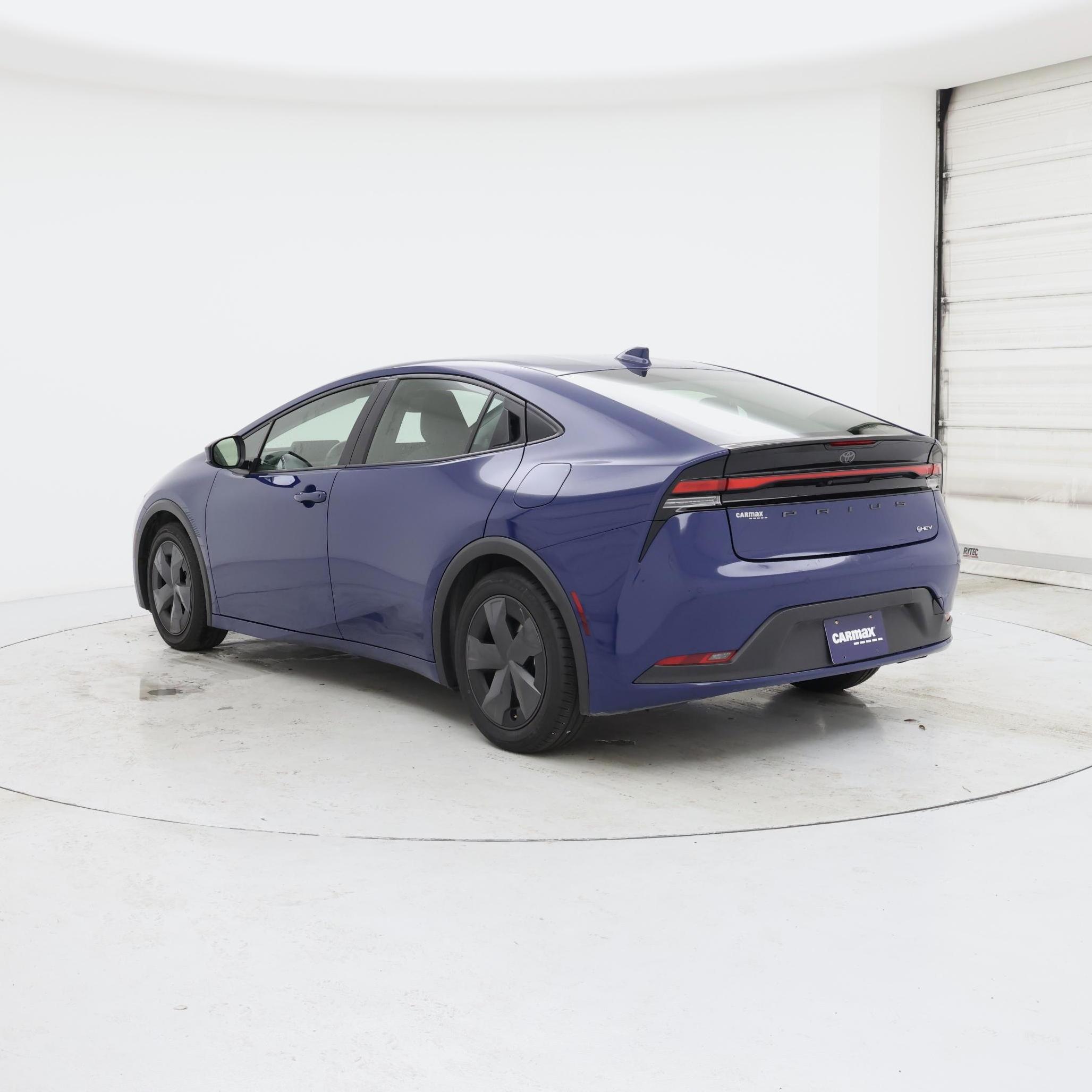 Thumbnail: 2025 Toyota Prius - 2