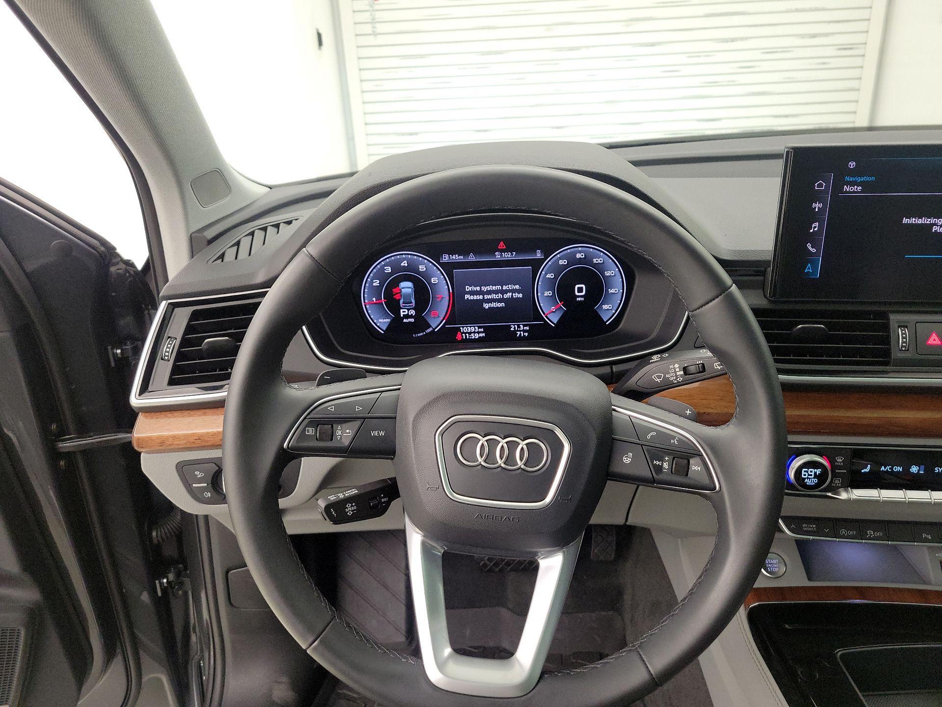 Thumbnail: 2023 Audi Q5 - 10