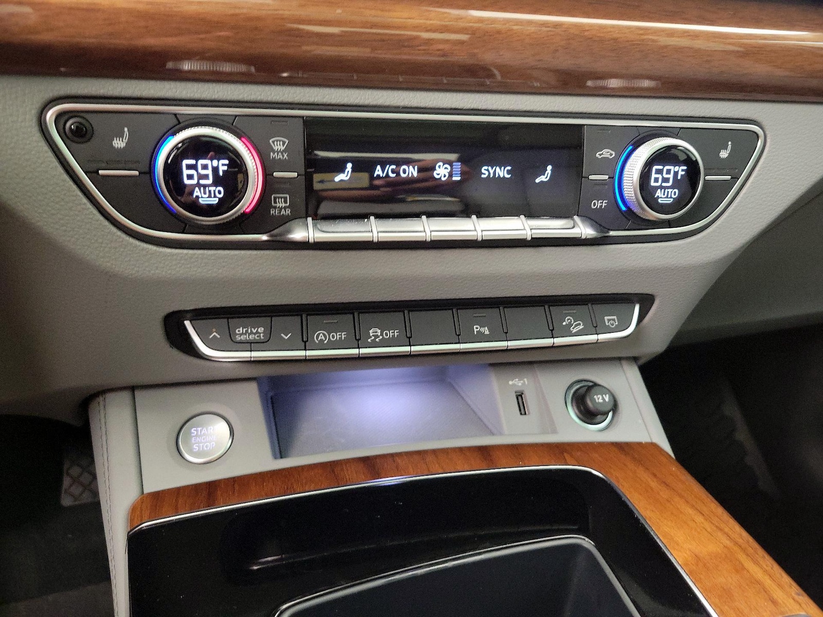 2023 Audi Q5 Premium Plus - Photo 17