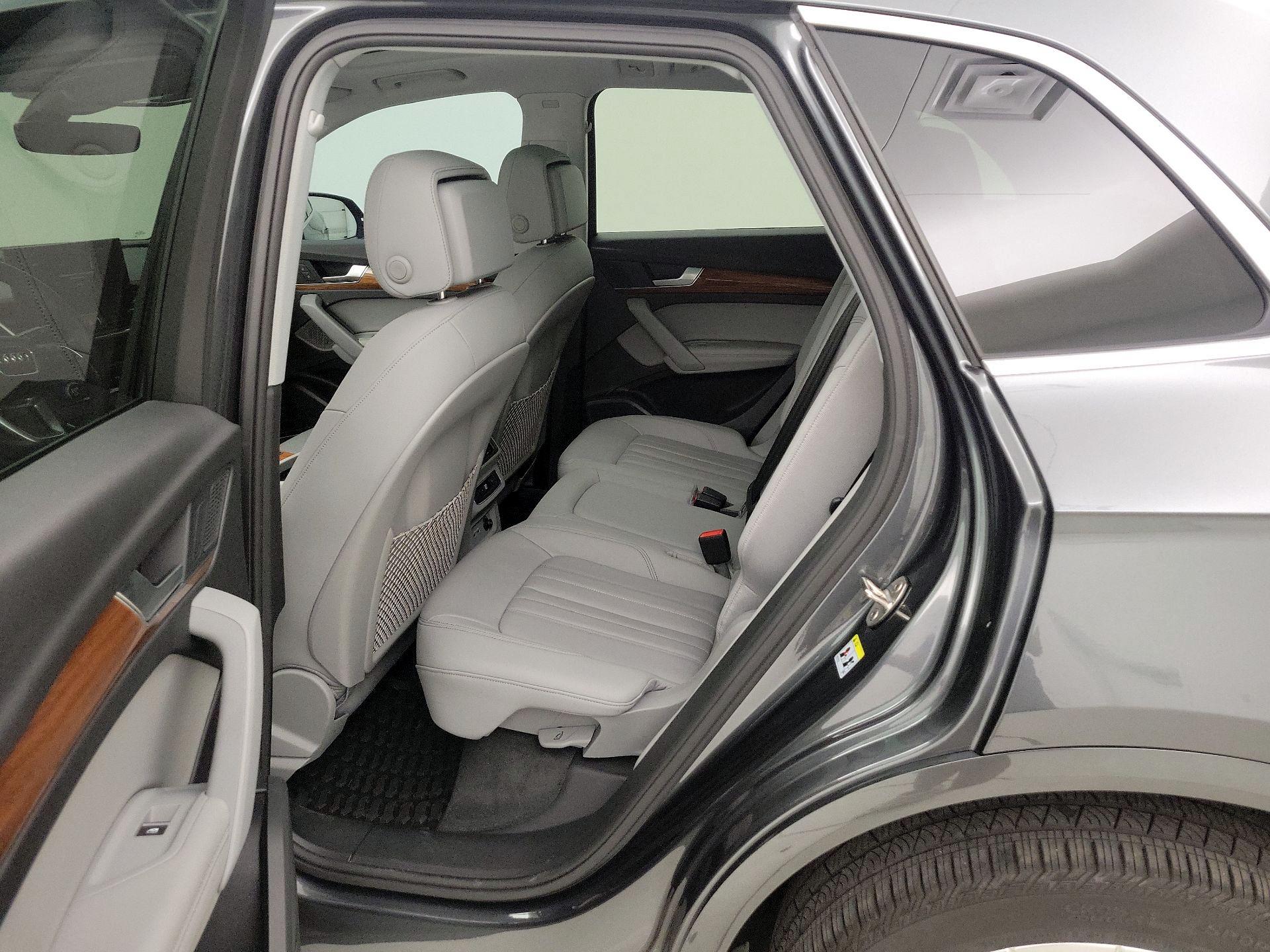 Thumbnail: 2023 Audi Q5 - 20