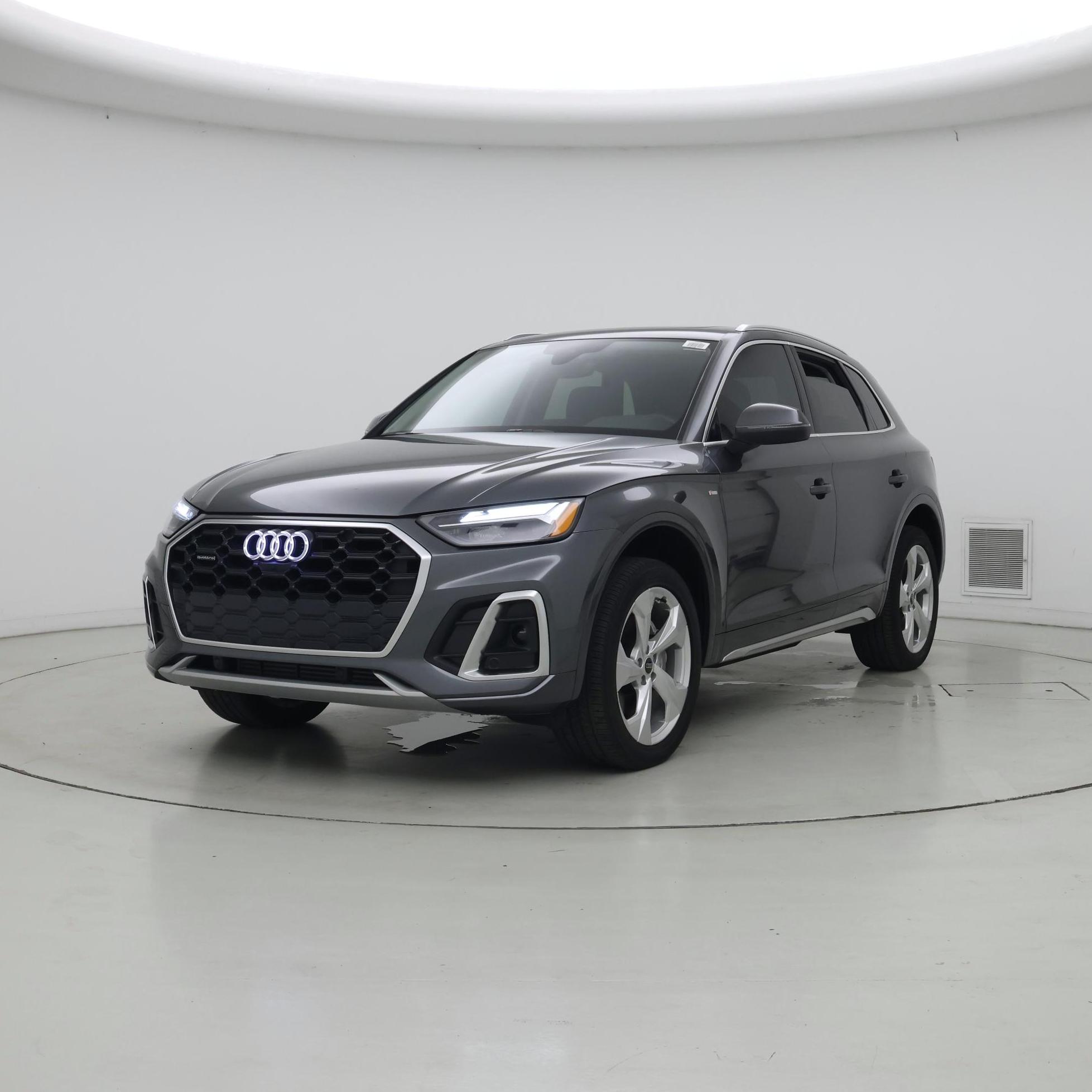 Thumbnail: 2023 Audi Q5 - 4