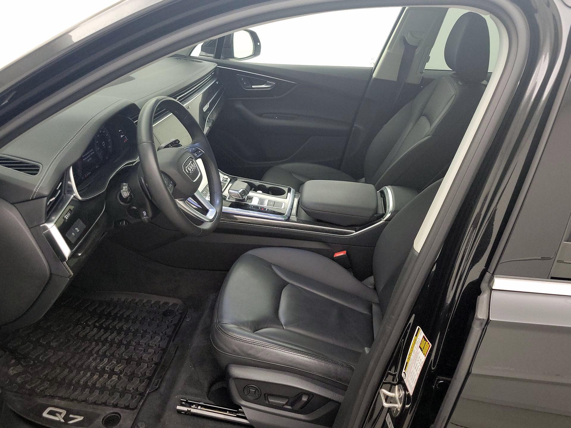 Thumbnail: 2023 Audi Q7 - 11