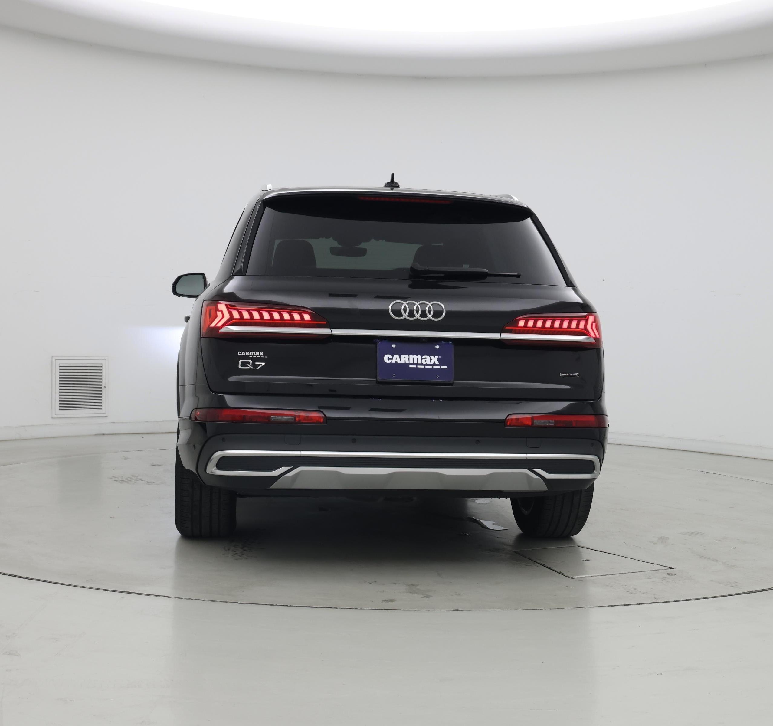 Thumbnail: 2023 Audi Q7 - 6