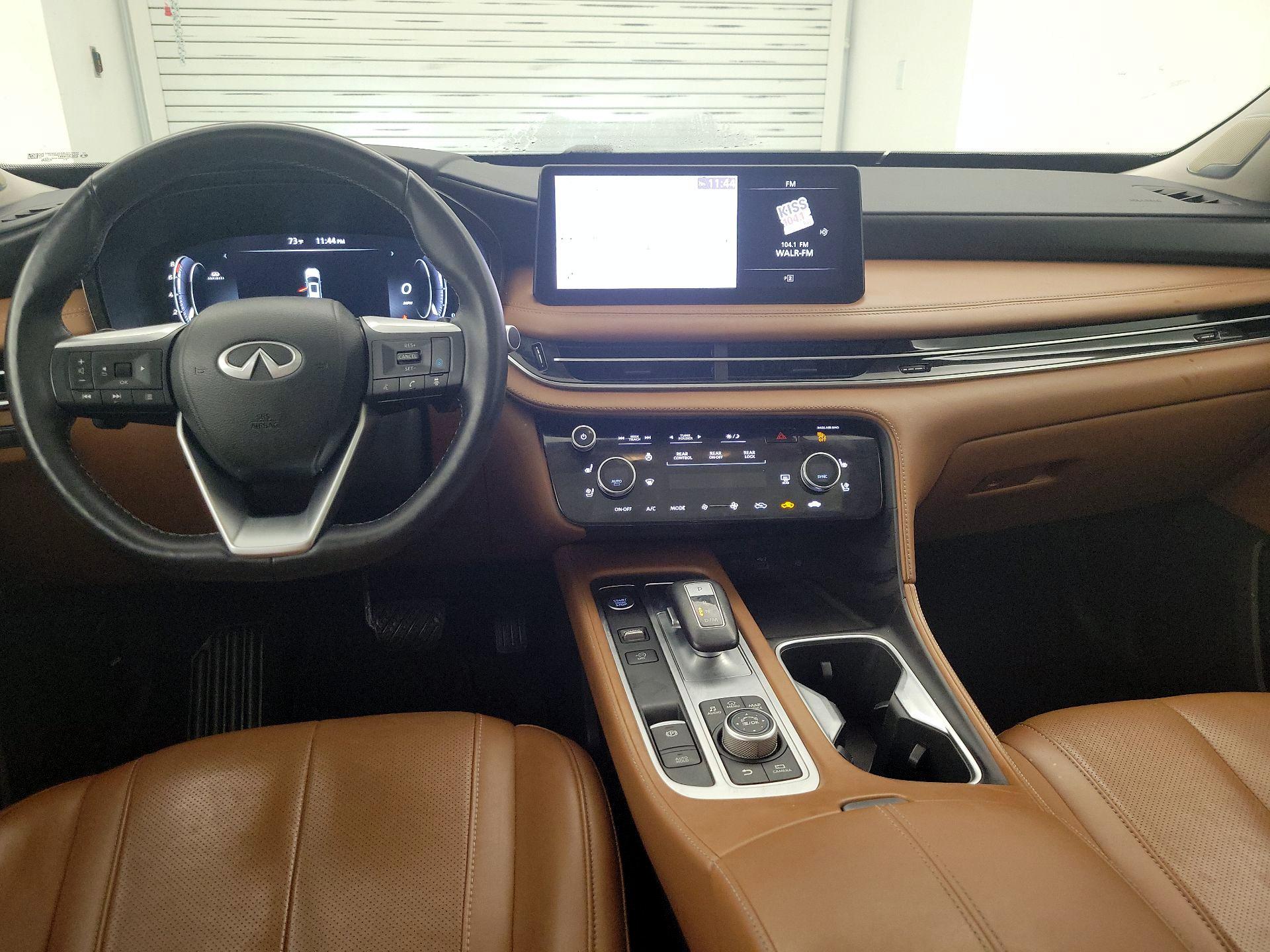 Thumbnail: 2023 INFINITI QX60 - 9