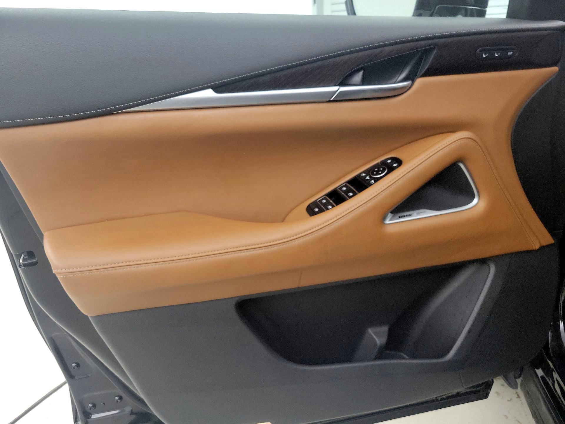 Thumbnail: 2023 INFINITI QX60 - 12