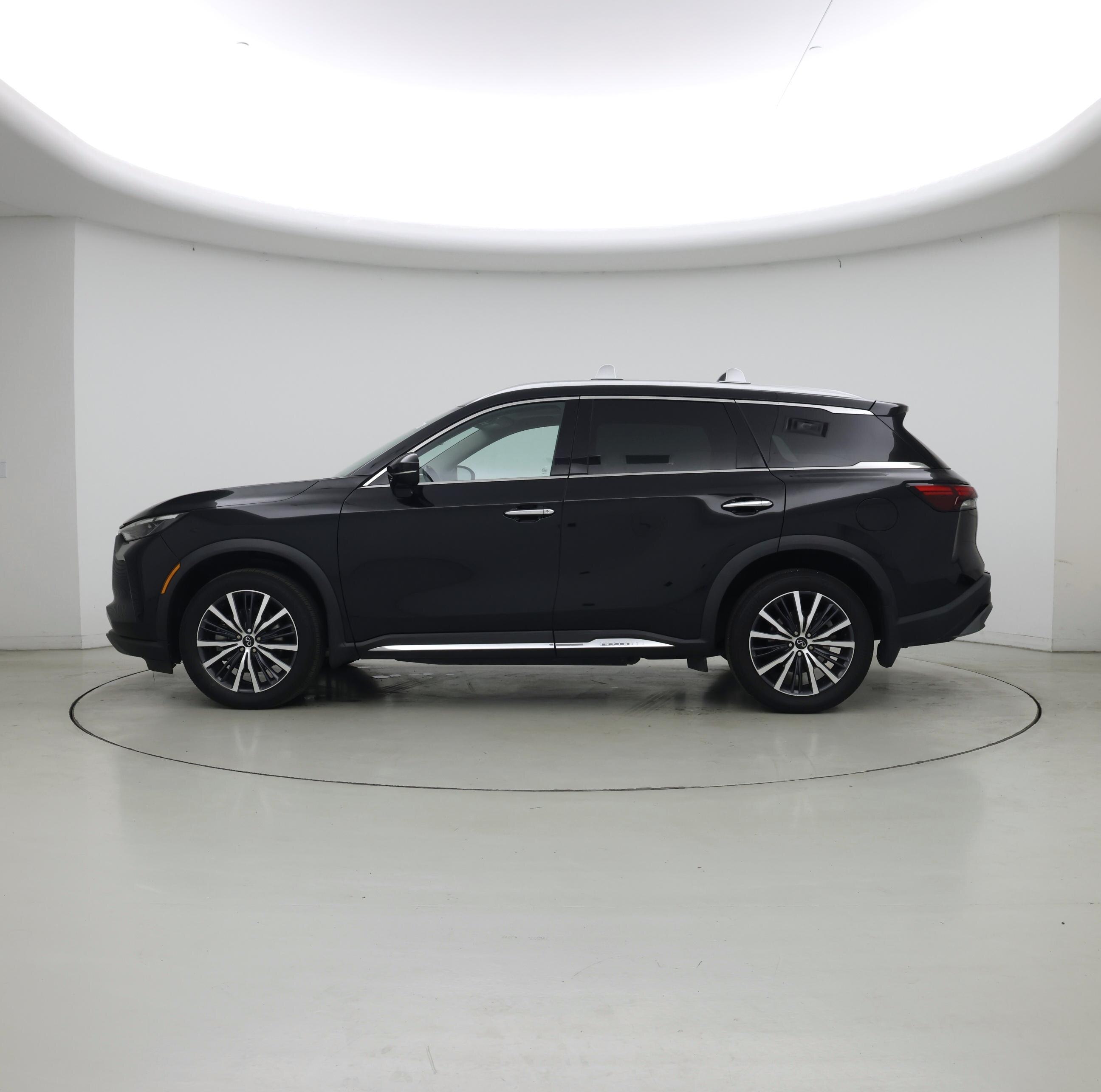 Thumbnail: 2023 INFINITI QX60 - 3