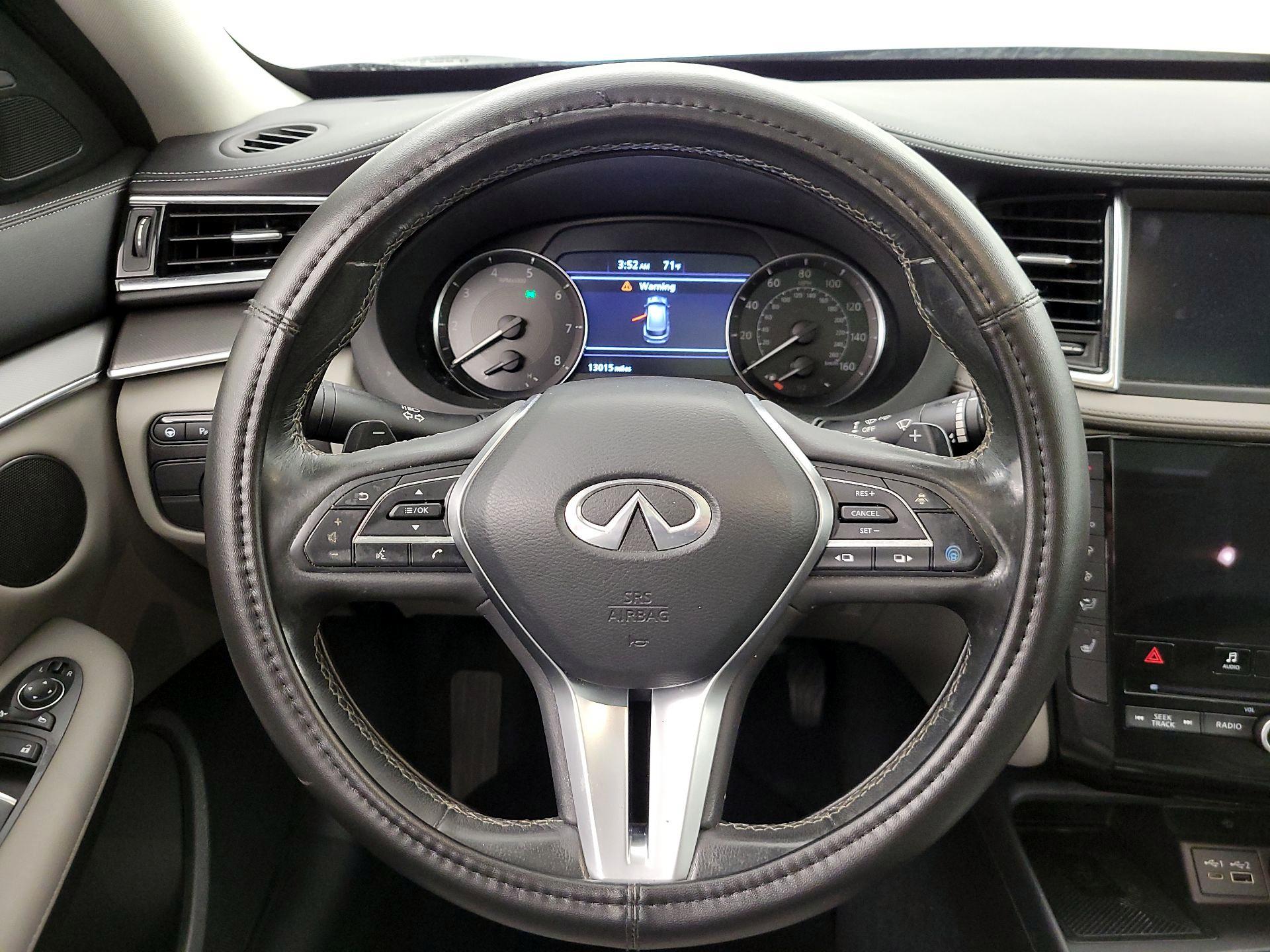 Thumbnail: 2023 INFINITI QX50 - 10