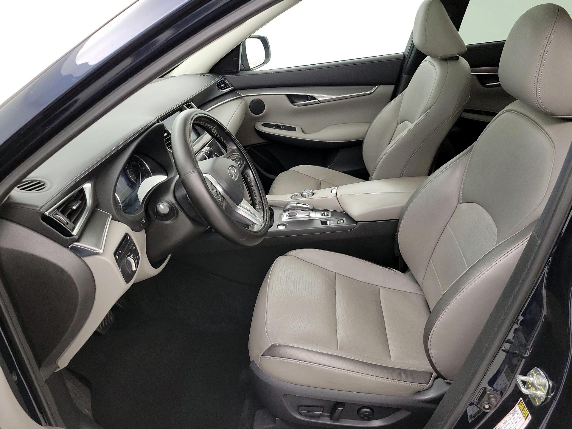 Thumbnail: 2023 INFINITI QX50 - 11