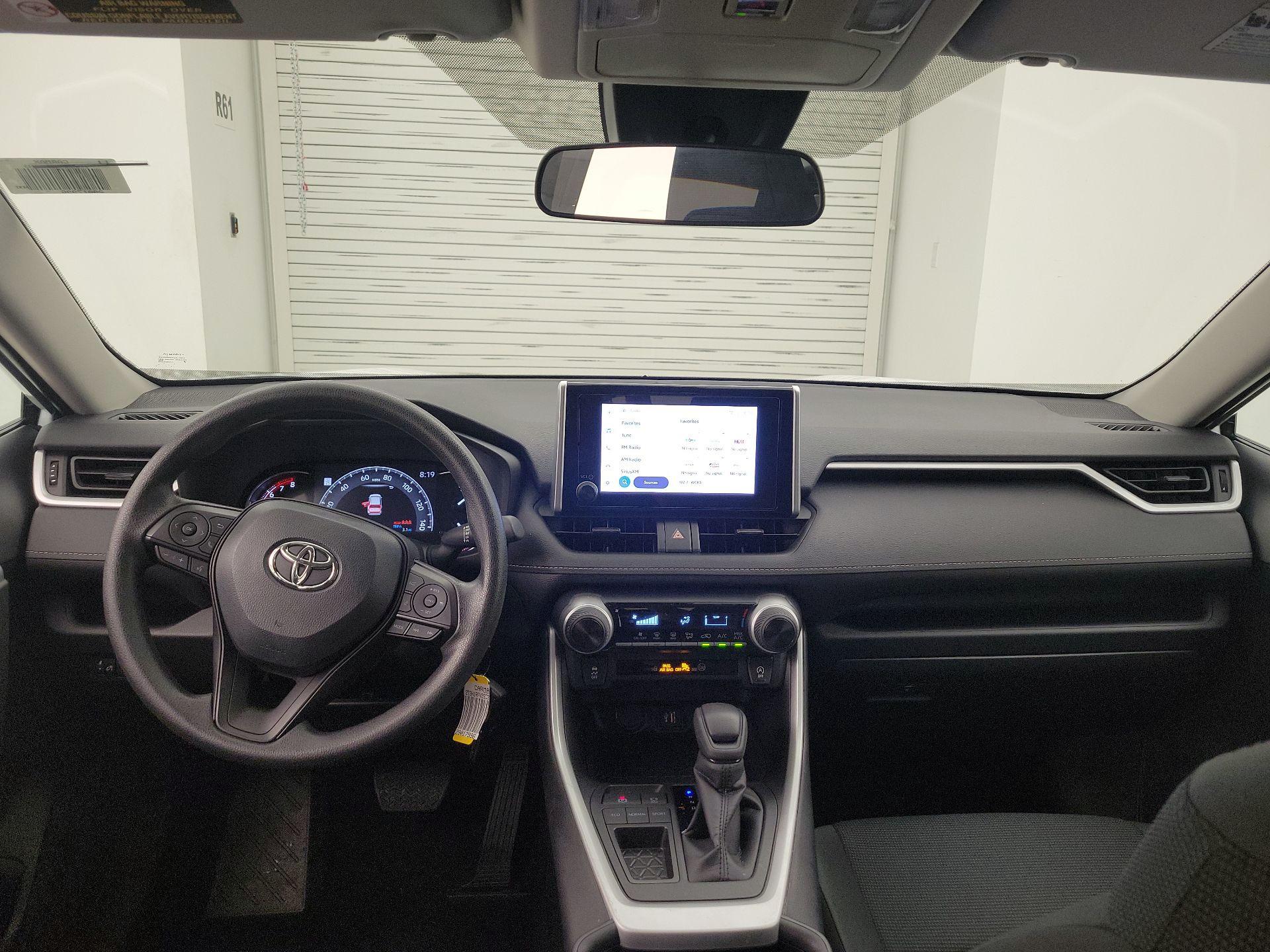 Thumbnail: 2025 Toyota RAV4 - 9