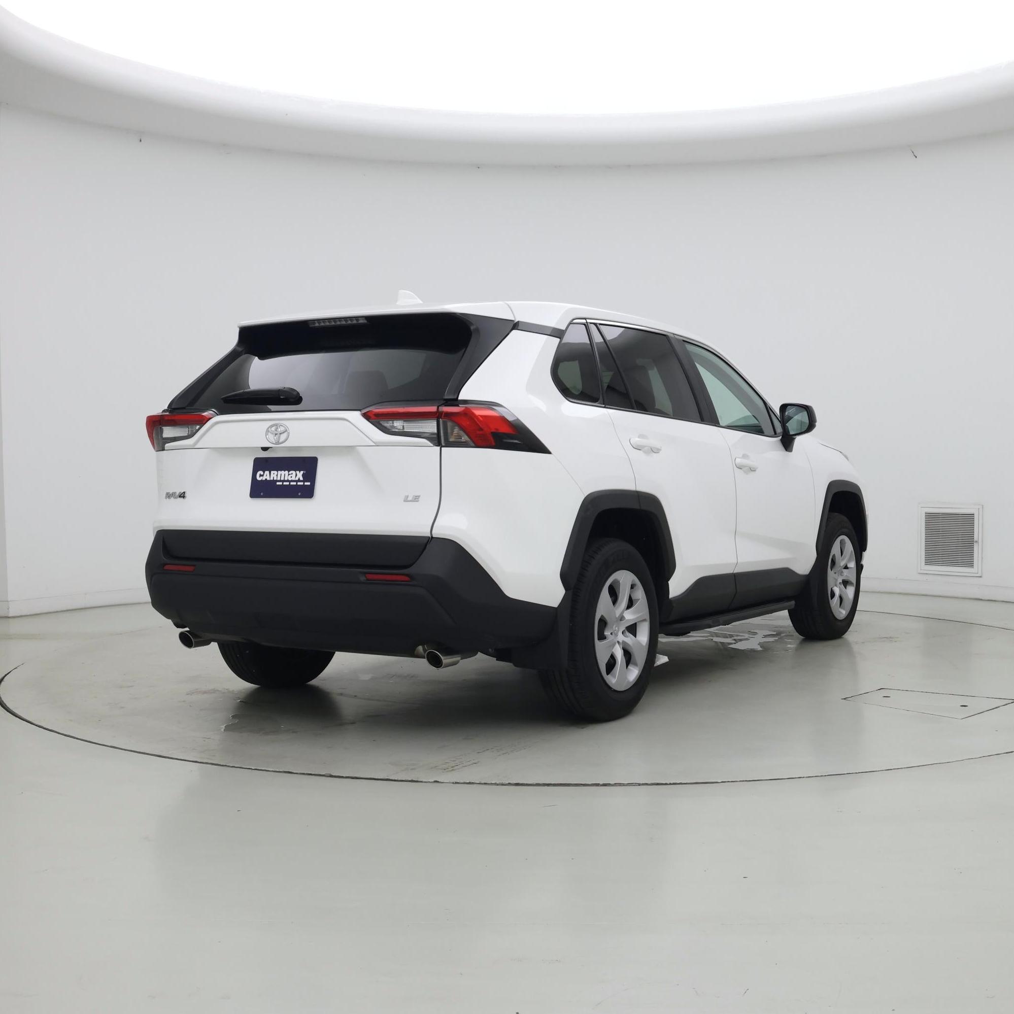 Thumbnail: 2025 Toyota RAV4 - 8