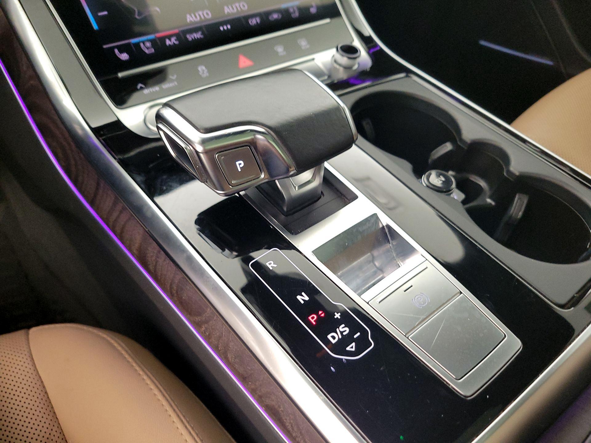 Thumbnail: 2020 Audi Q8 - 18