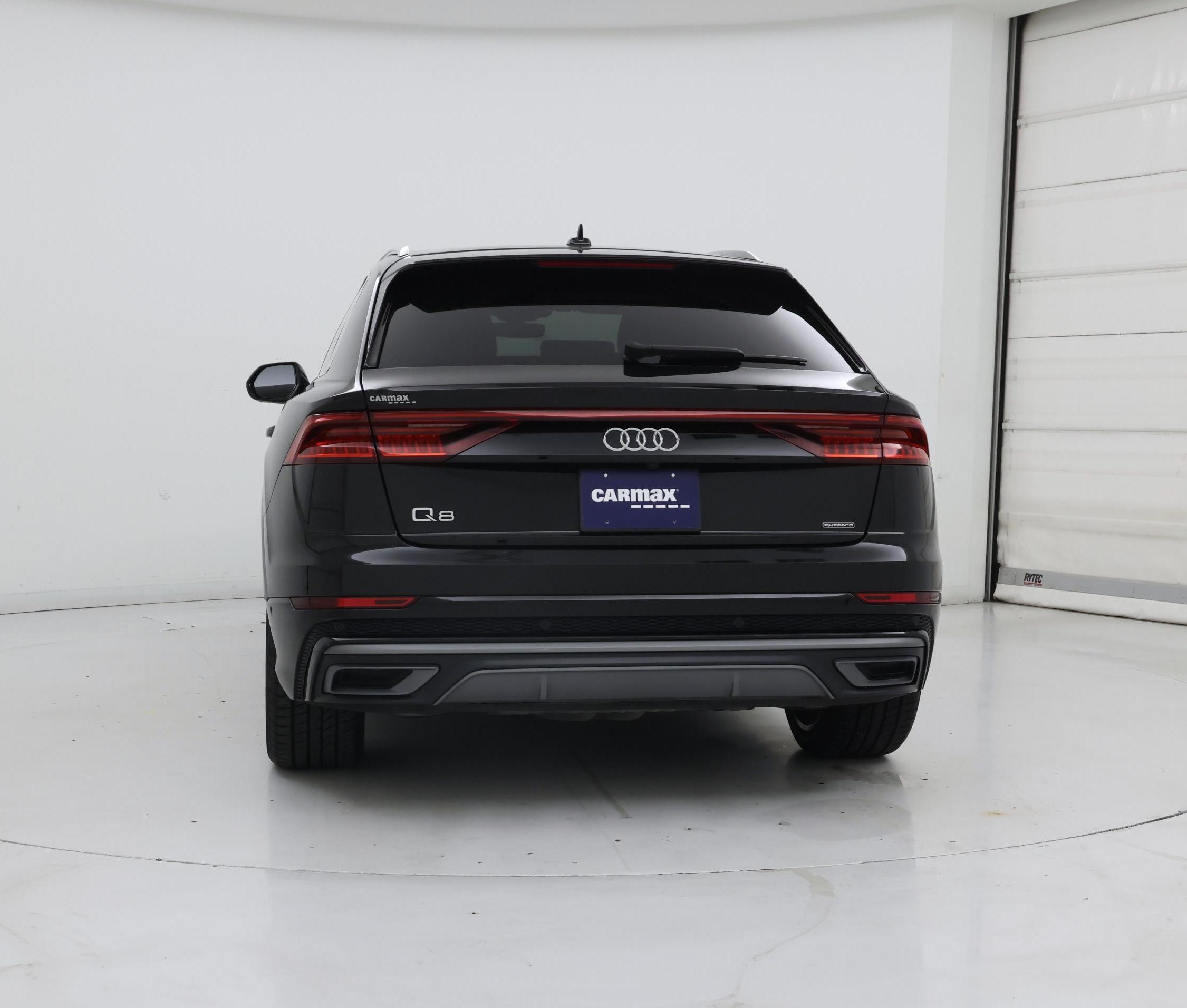Thumbnail: 2020 Audi Q8 - 6