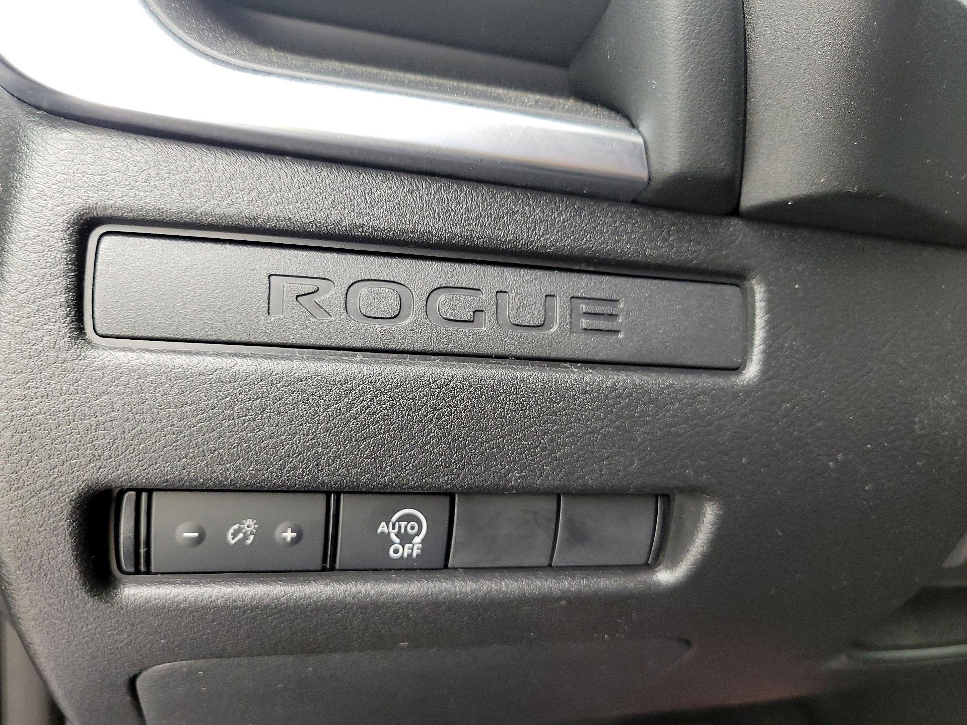 Thumbnail: 2023 Nissan Rogue - 13