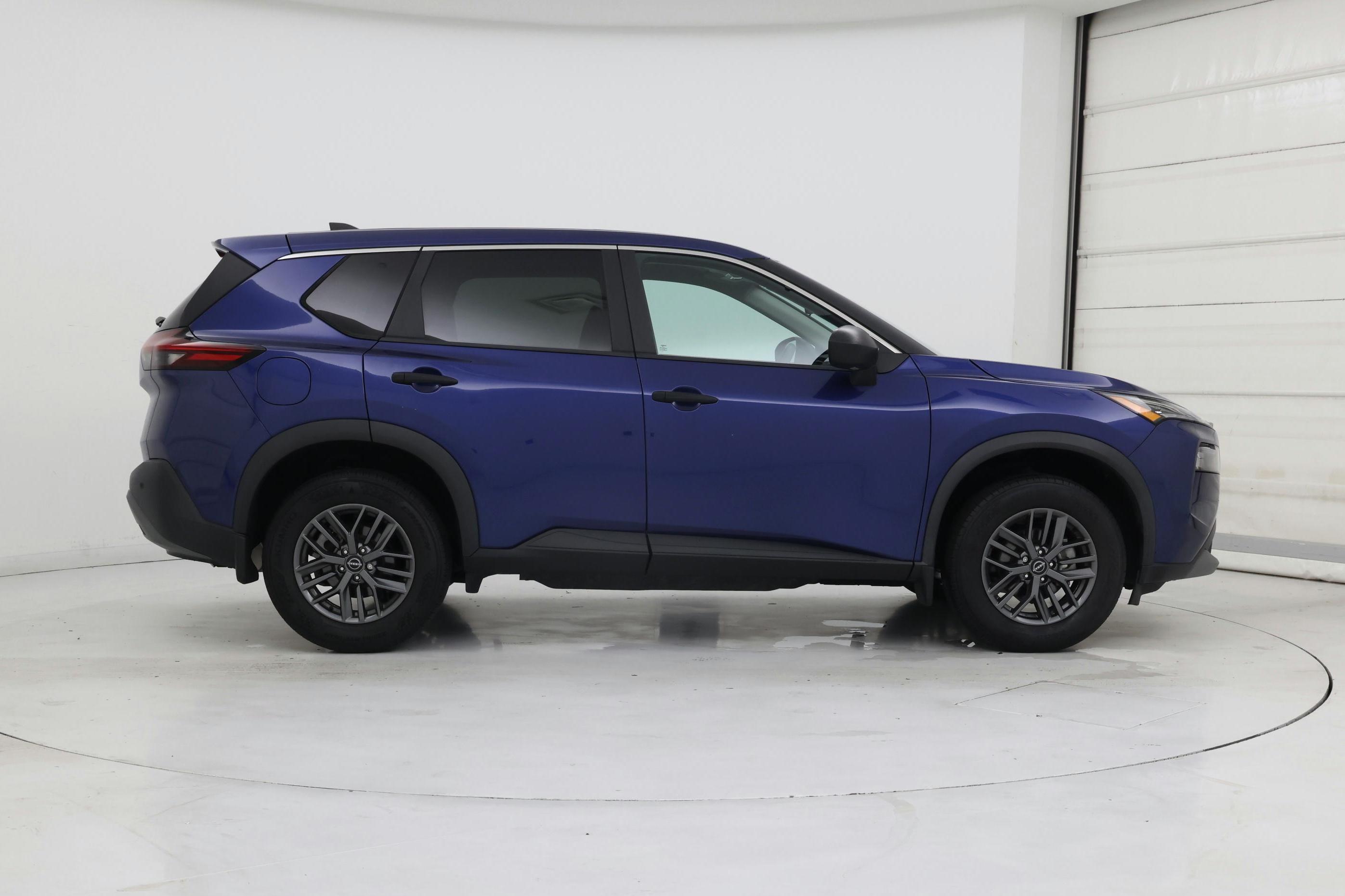 Thumbnail: 2023 Nissan Rogue - 7