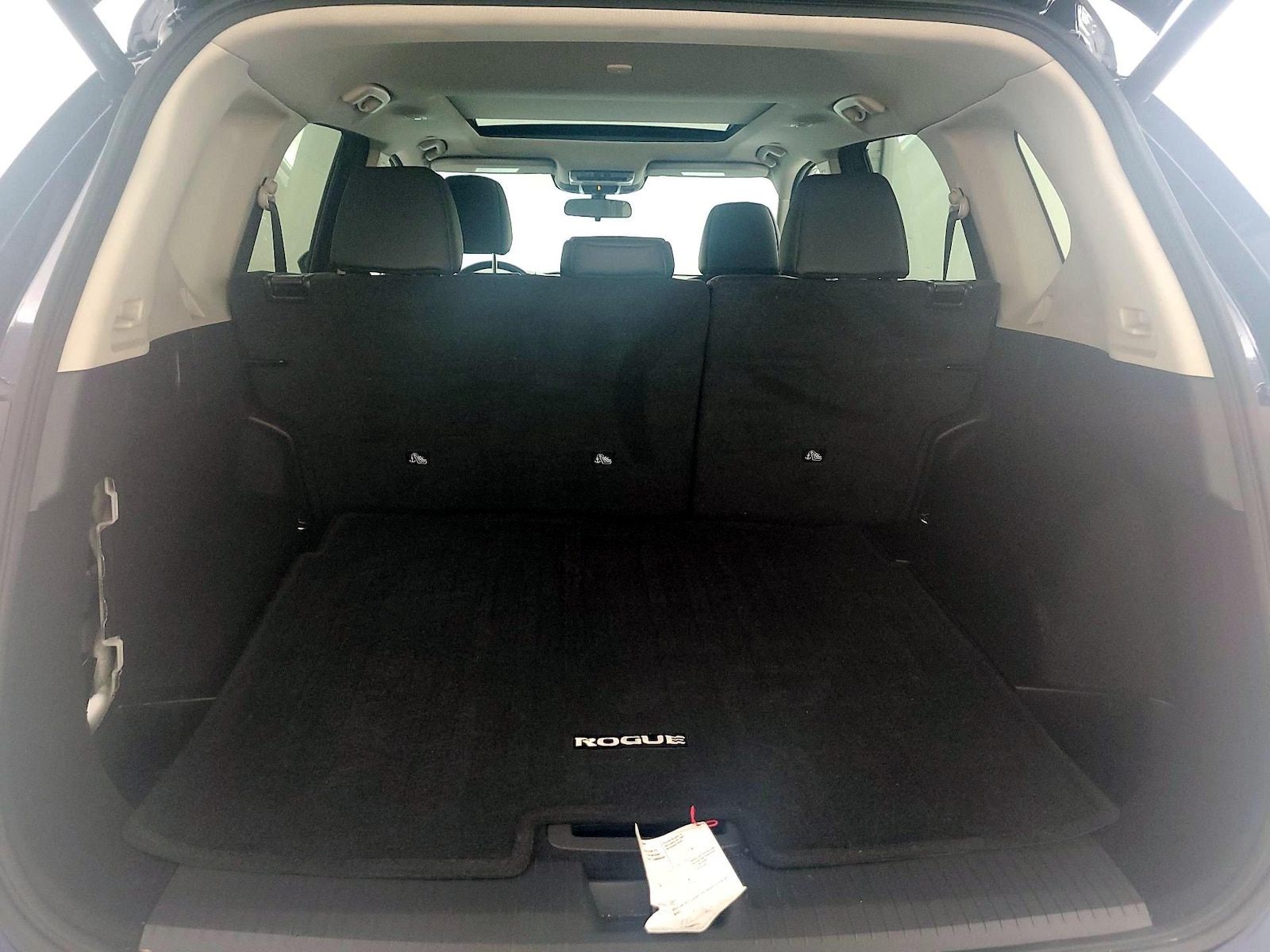 2024 Nissan Rogue SV - Photo 22