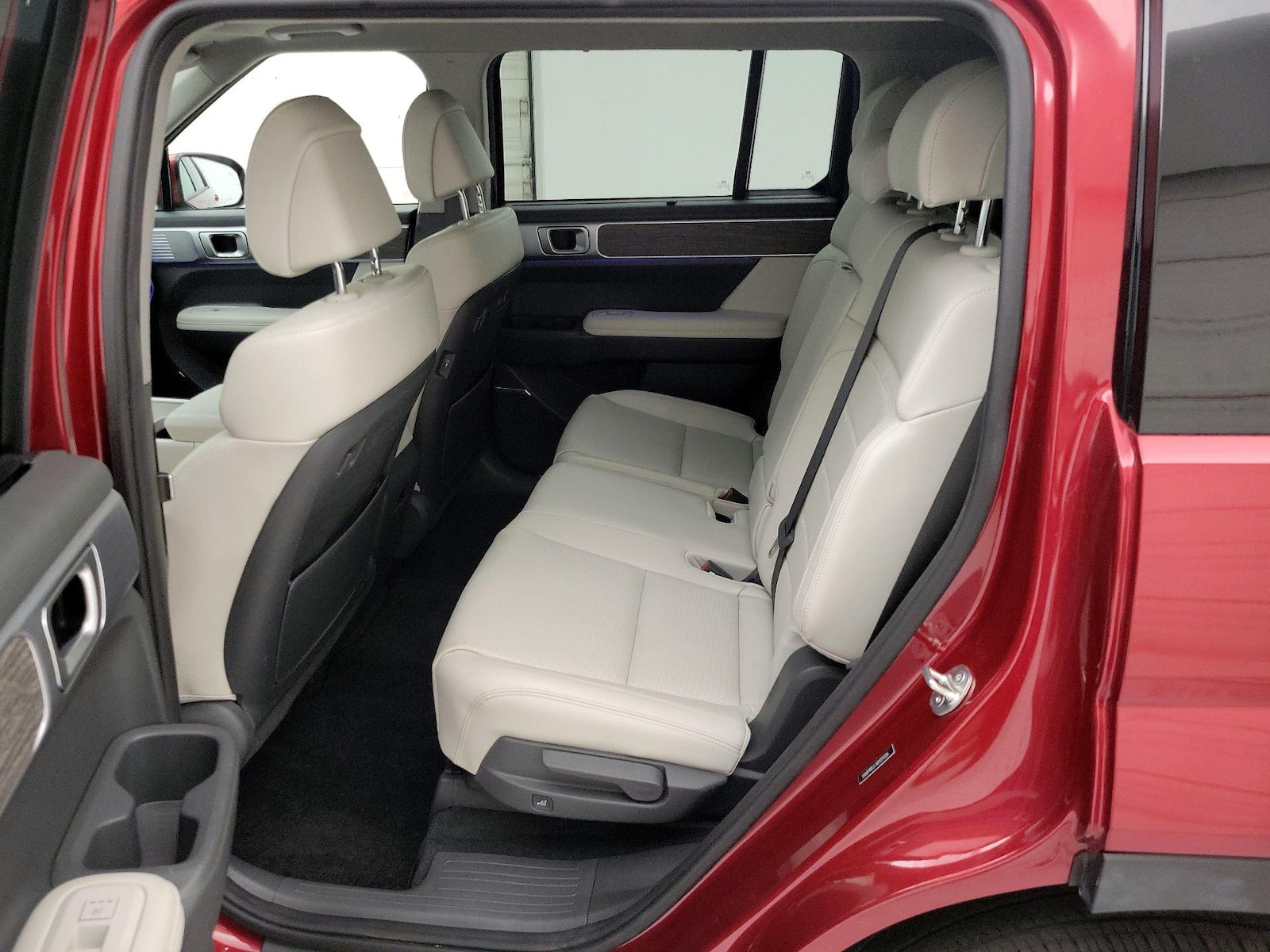 2024 Hyundai Santa Fe Limited - Photo 17