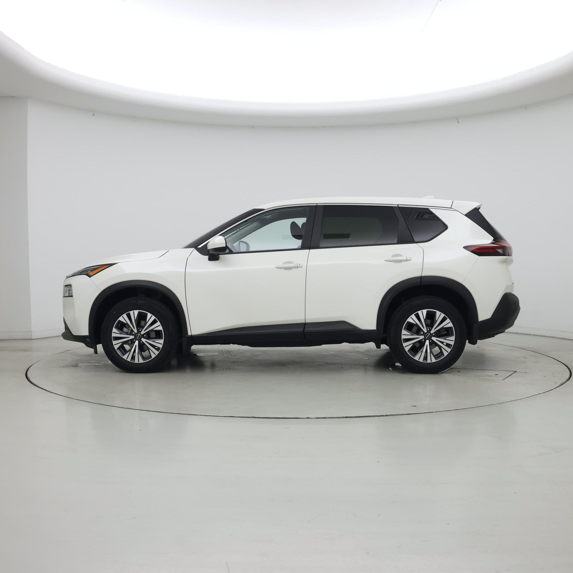 Thumbnail: 2023 Nissan Rogue - 3