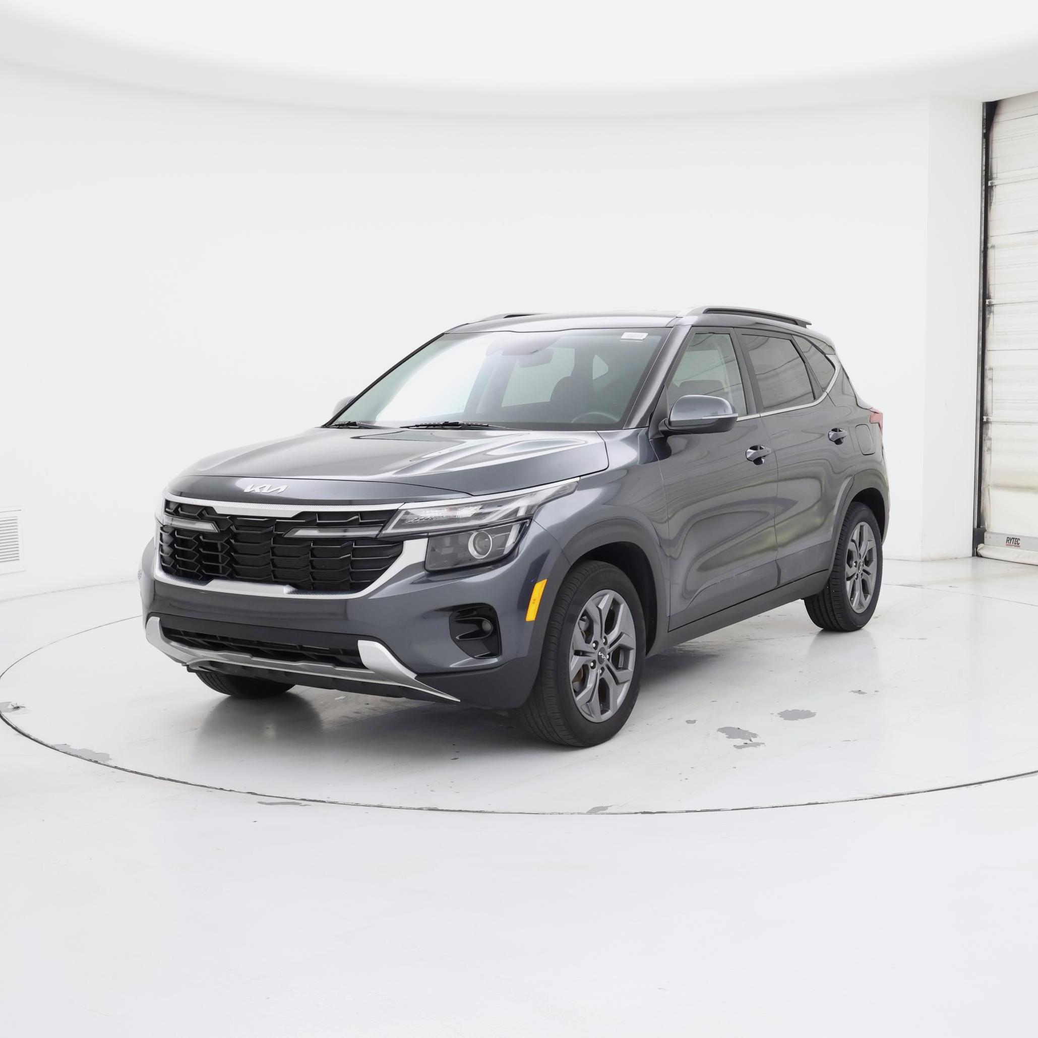 Thumbnail: 2024 Kia Seltos - 4