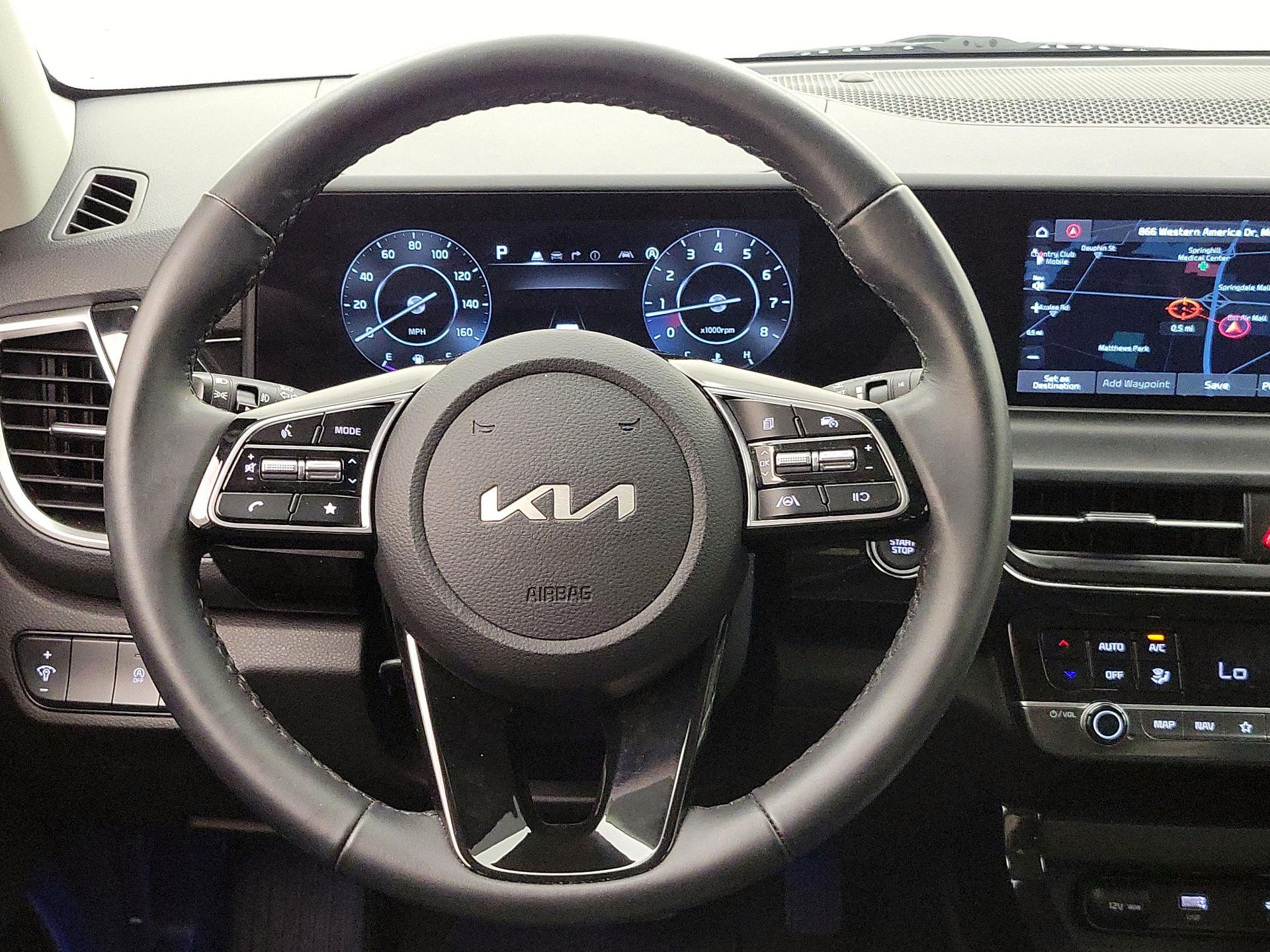 Thumbnail: 2024 Kia Seltos - 10