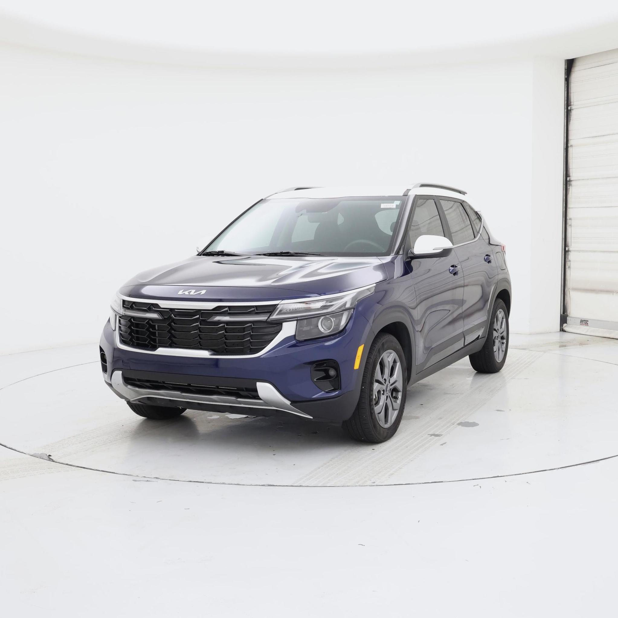 Thumbnail: 2024 Kia Seltos - 4