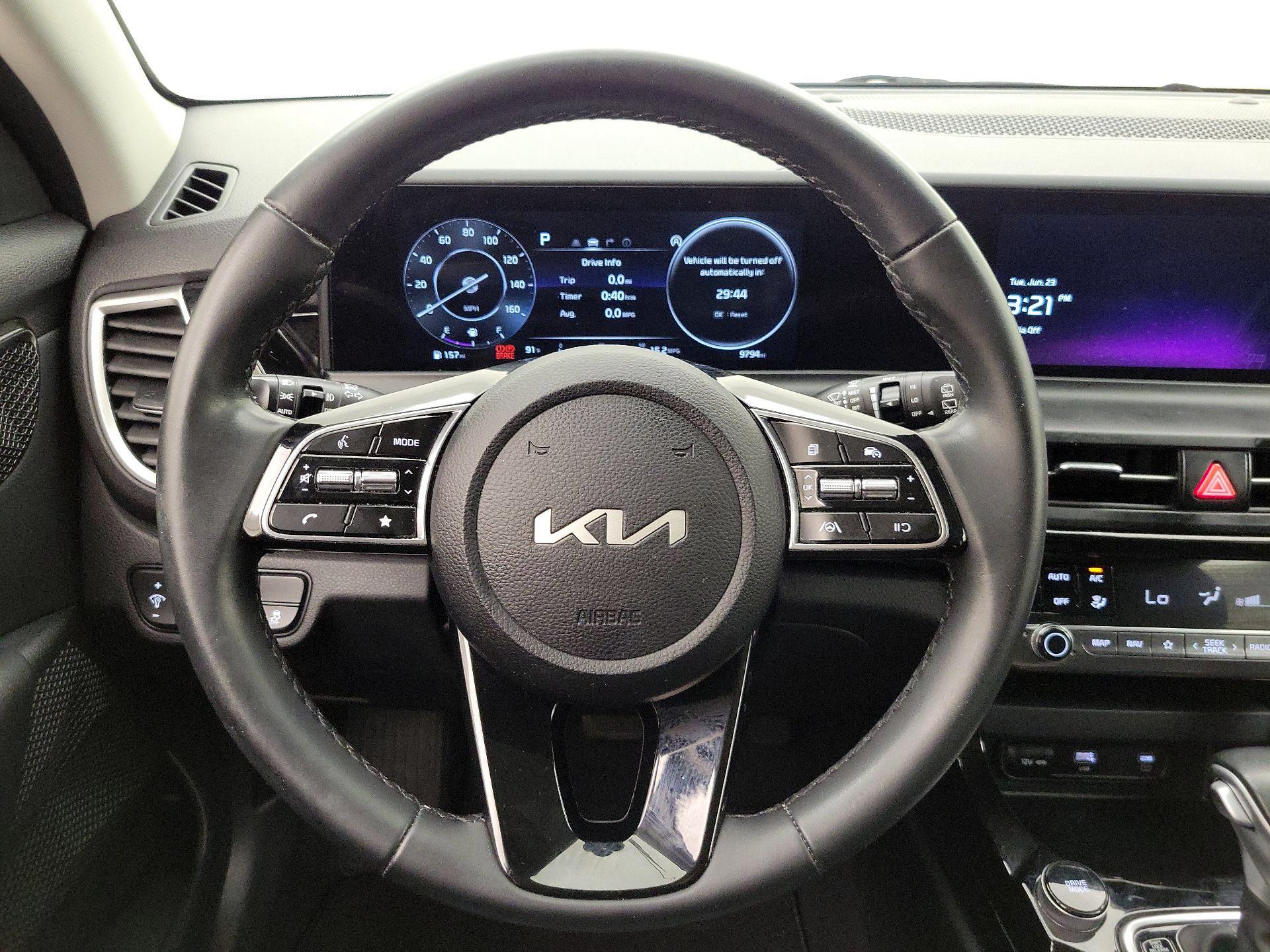 Thumbnail: 2024 Kia Seltos - 10