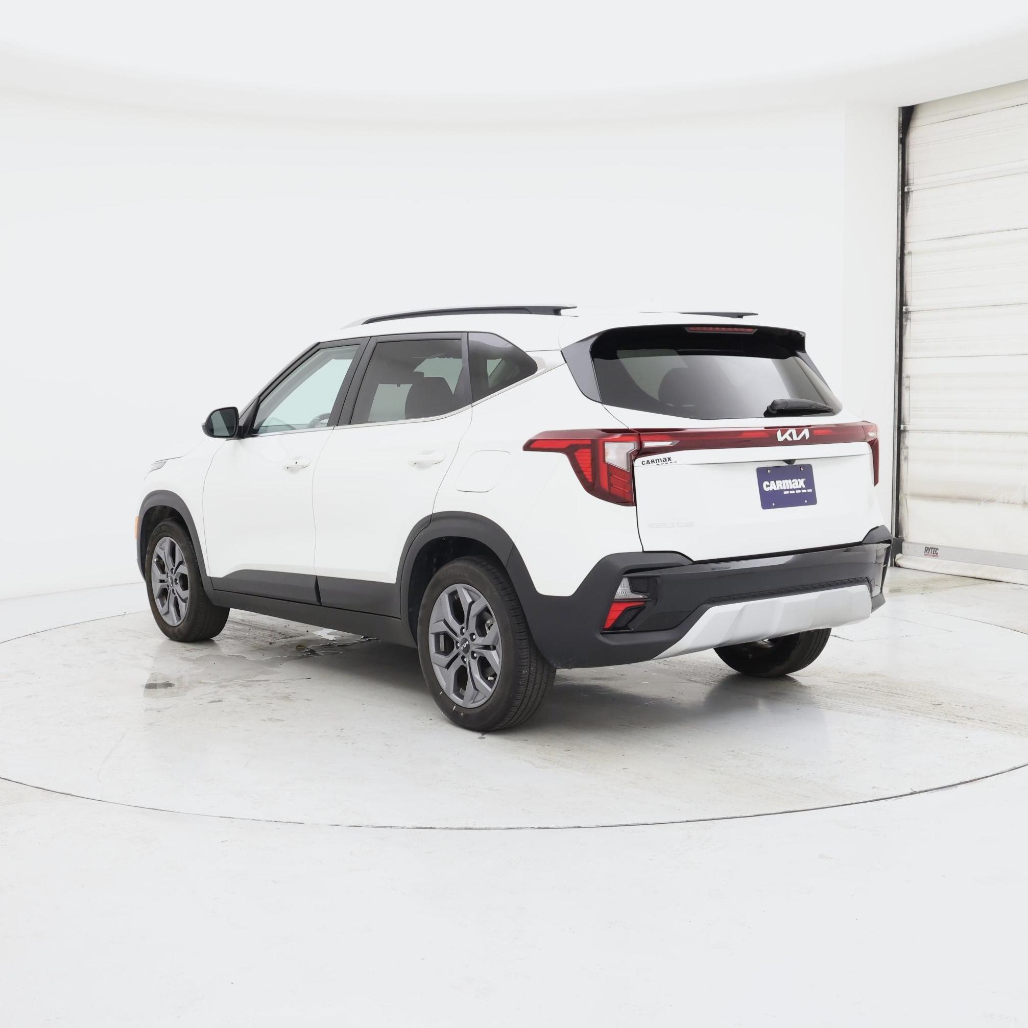 Thumbnail: 2024 Kia Seltos - 2