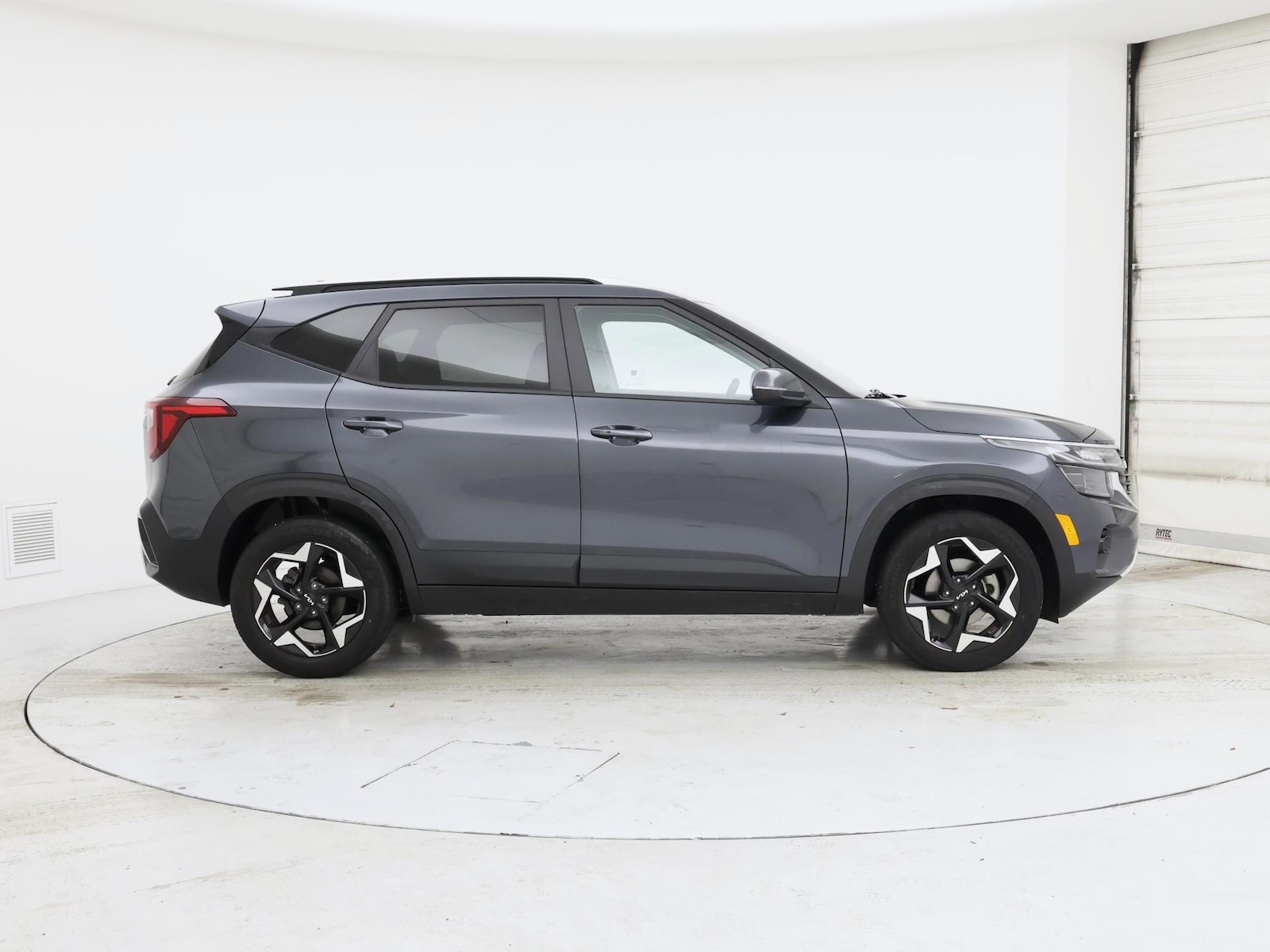 2025 Kia Seltos S - Photo 8
