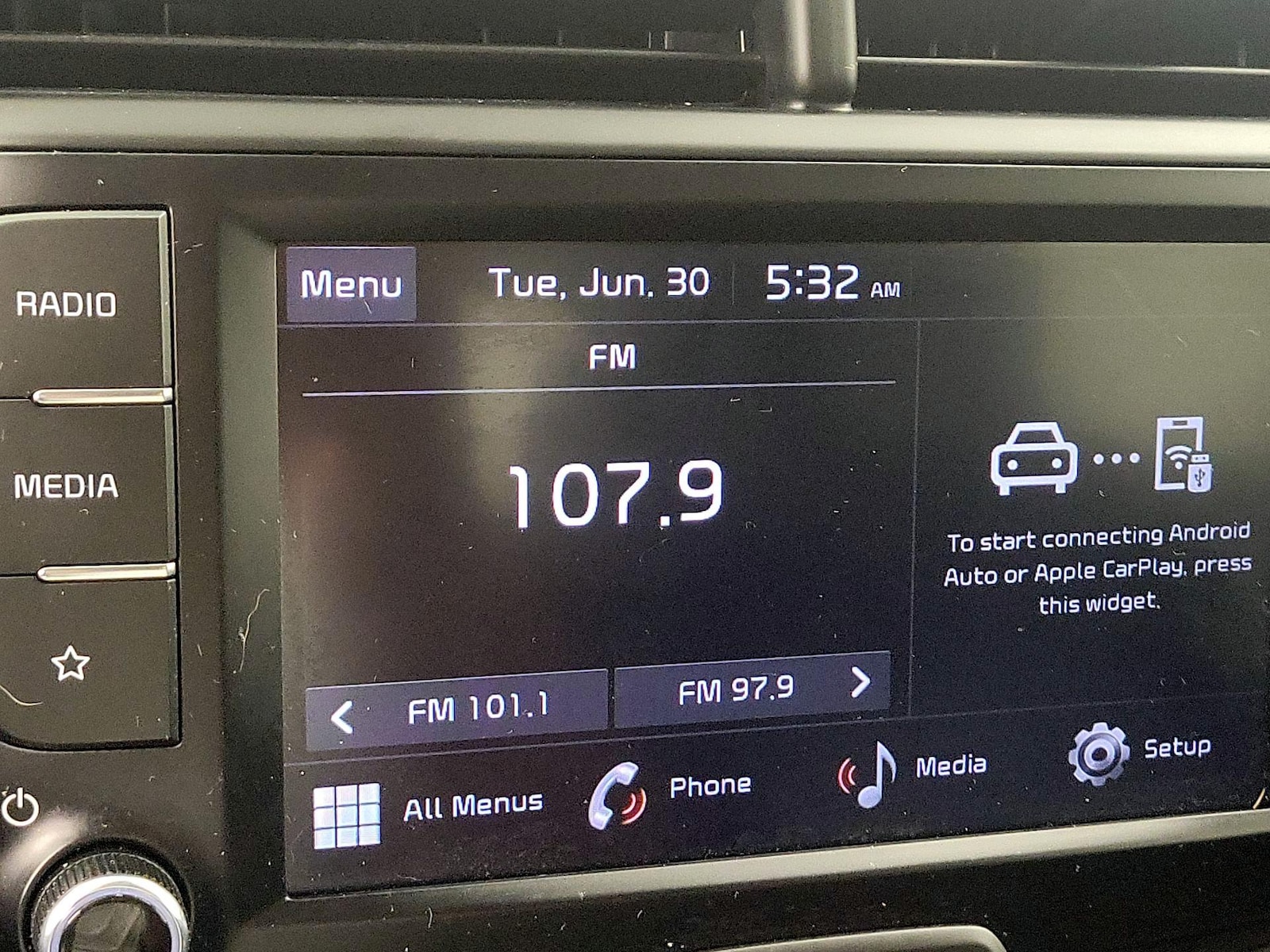 2024 Kia Soul LX - Photo 16