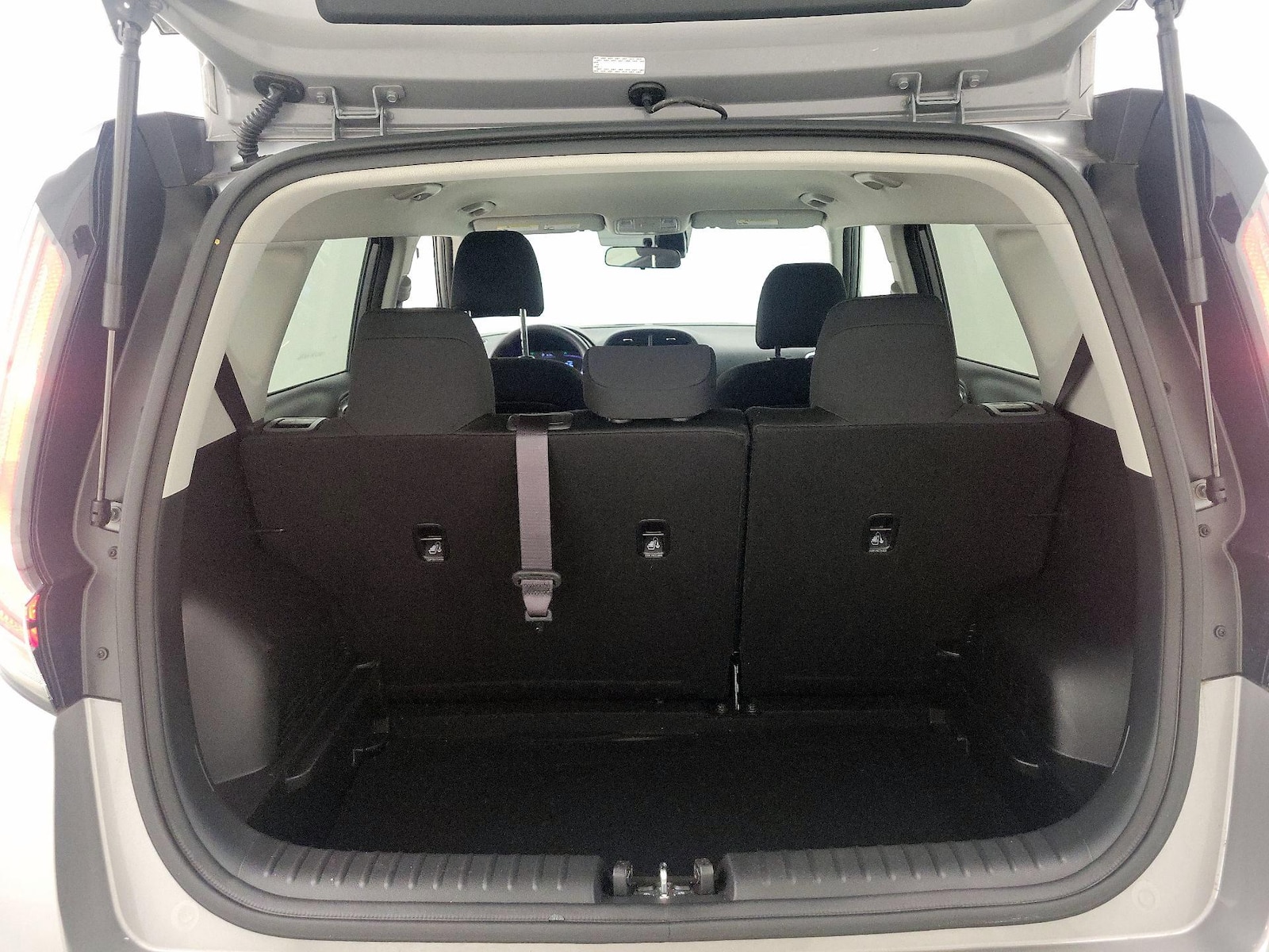 2024 Kia Soul LX - Photo 21