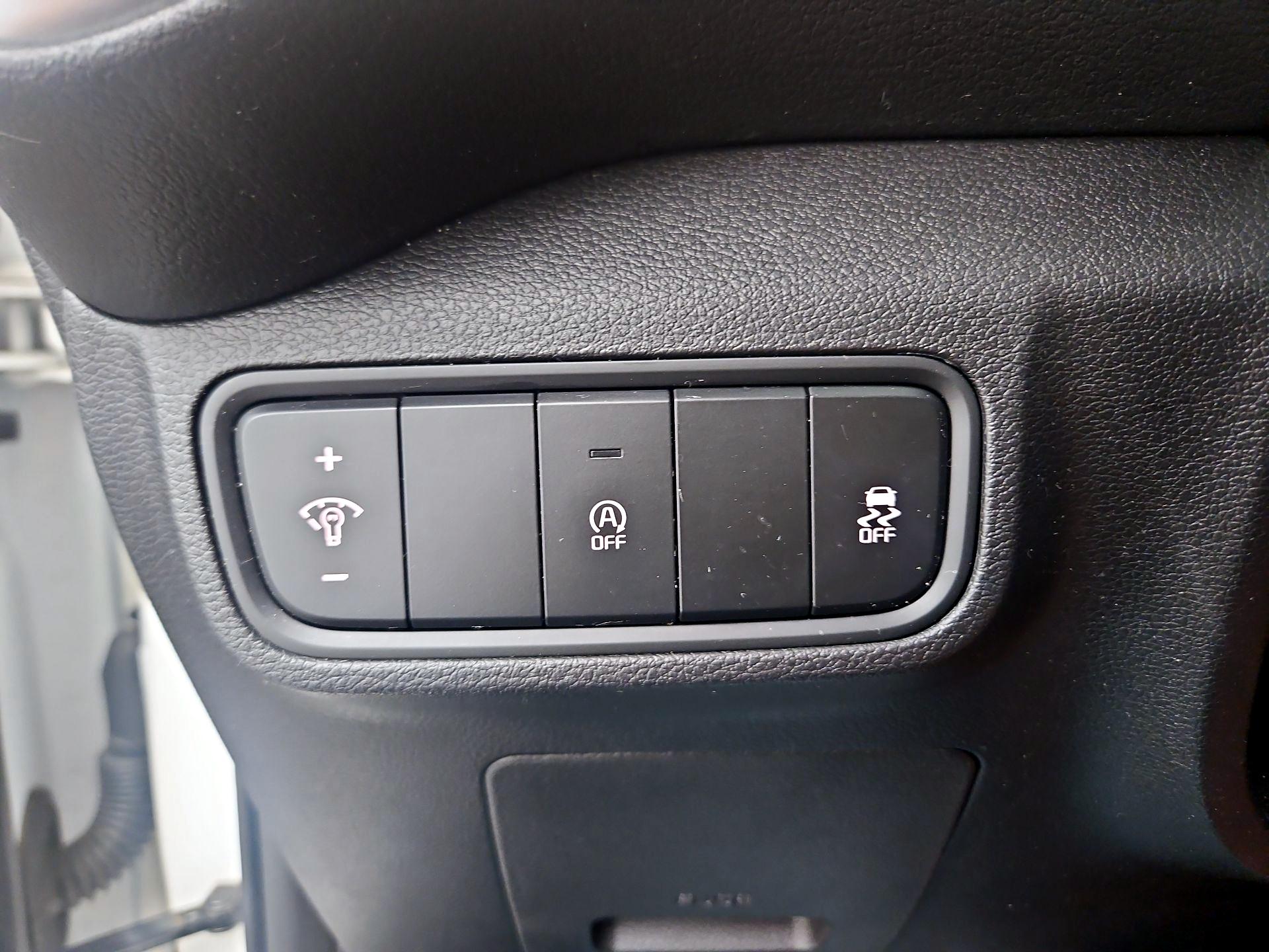 Thumbnail: 2020 Kia Soul - 13