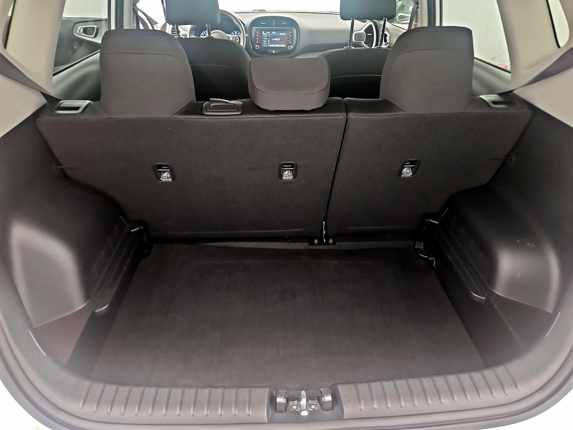 Thumbnail: 2020 Kia Soul - 19