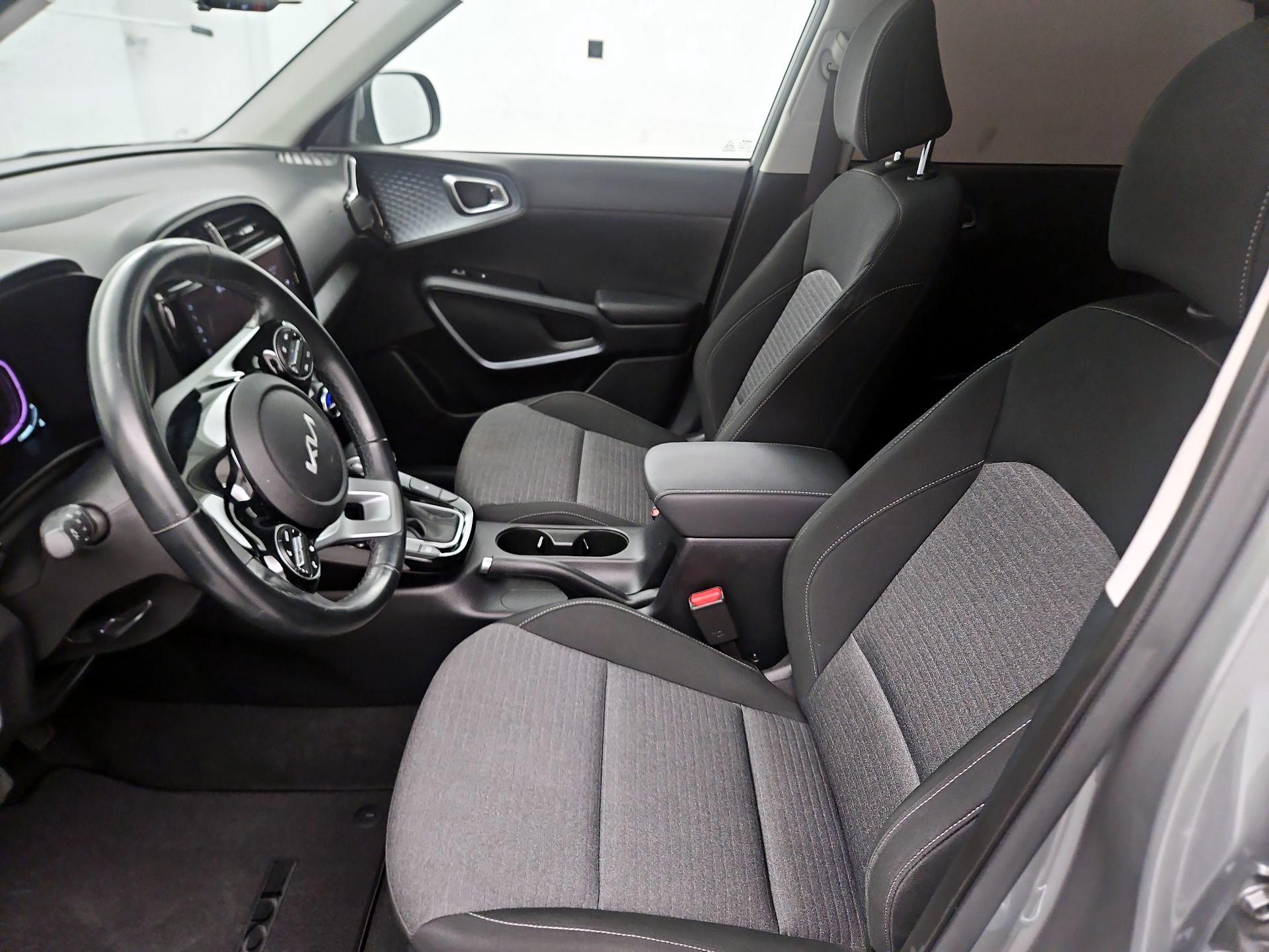 Thumbnail: 2023 Kia Soul - 11