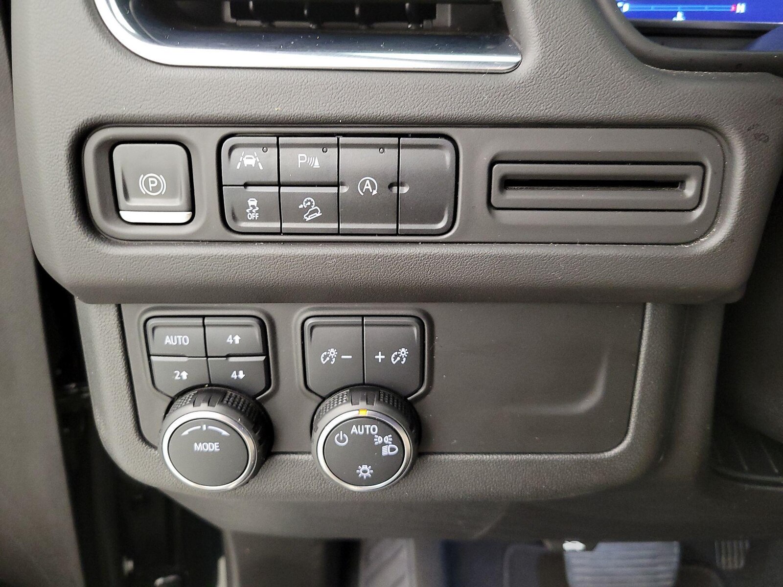2023 Chevrolet Suburban 1500 Premier, photo 14