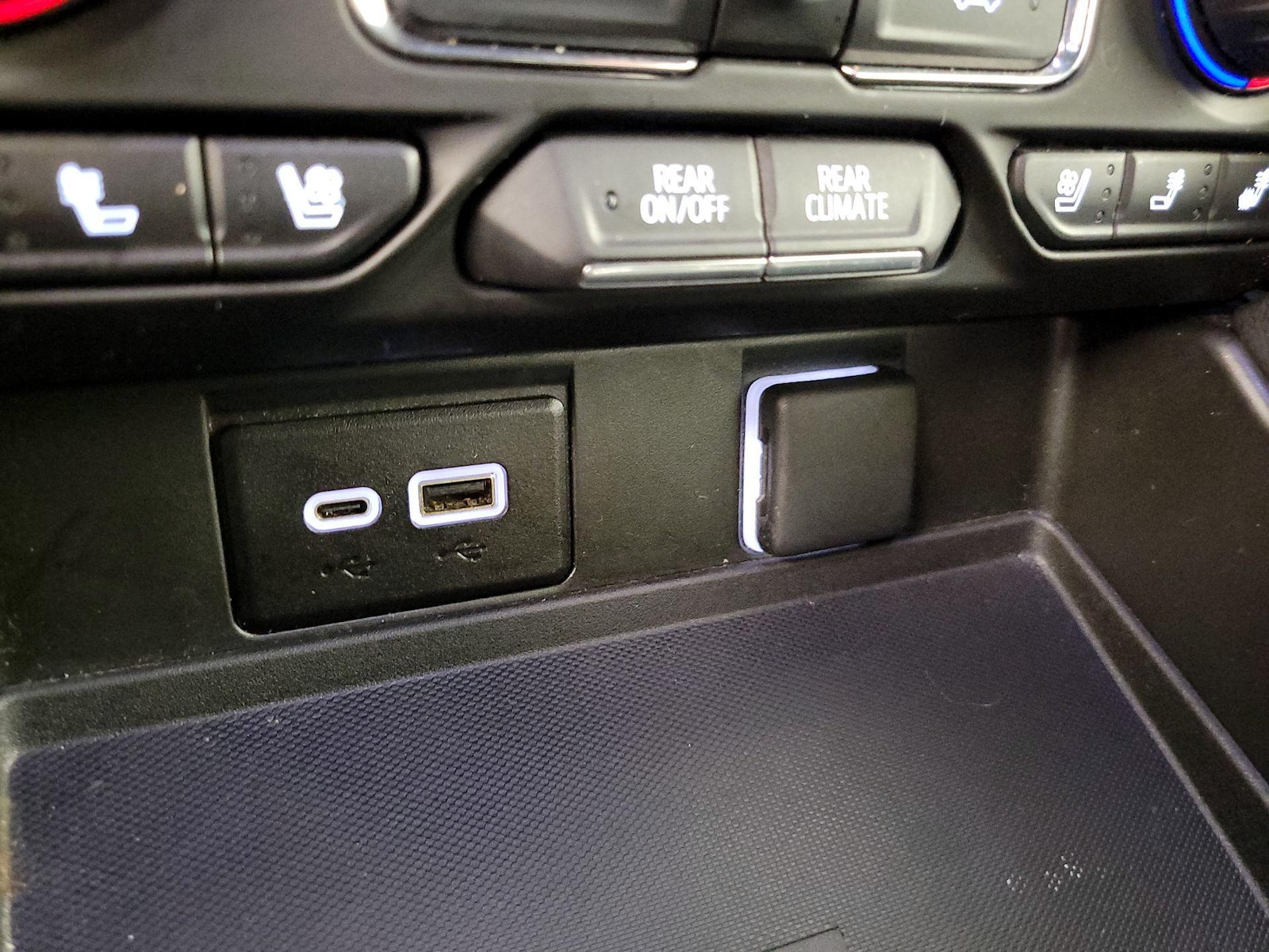 2023 Chevrolet Suburban 1500 Premier, photo 20