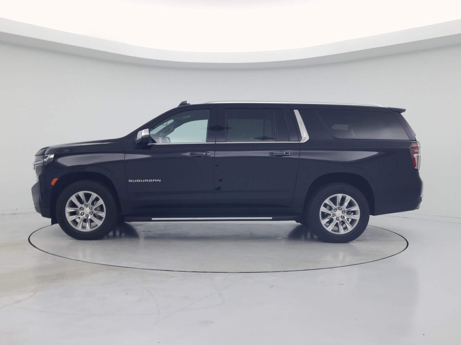2023 Chevrolet Suburban 1500 Premier, photo 4