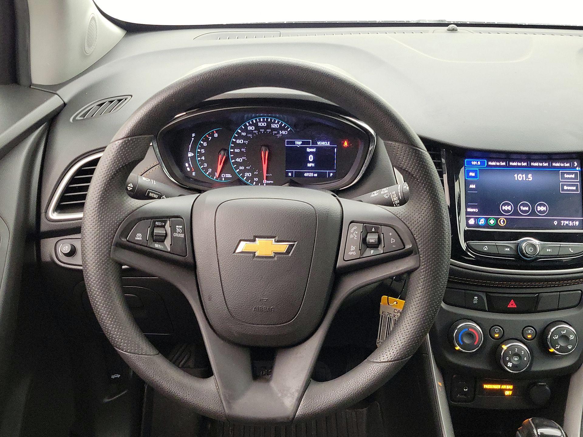Thumbnail: 2020 Chevrolet Trax - 10
