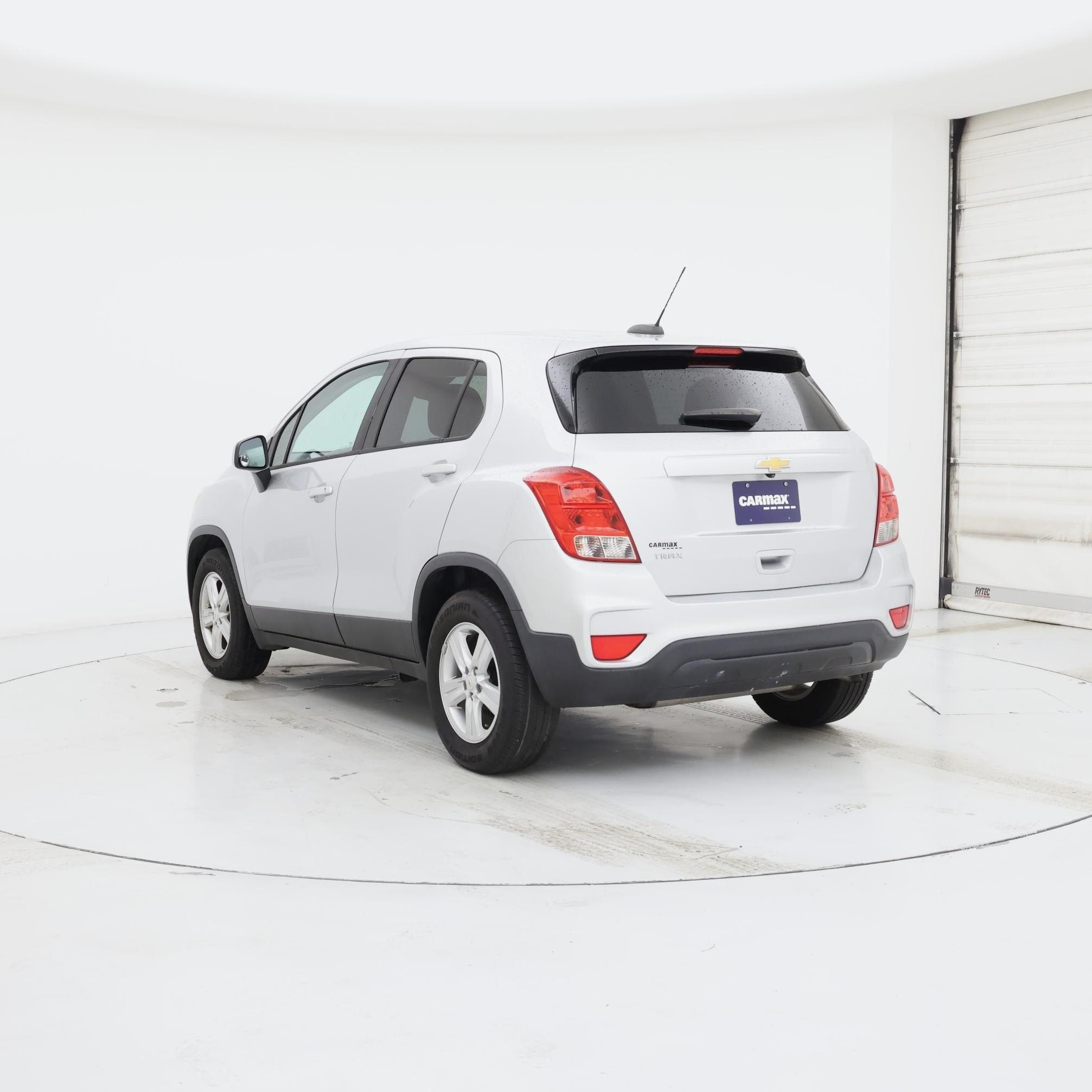 Thumbnail: 2020 Chevrolet Trax - 2