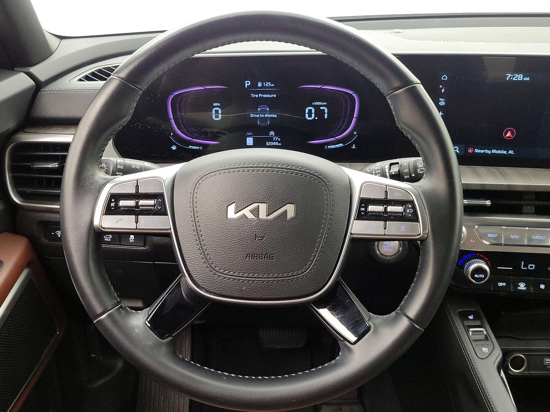 Thumbnail: 2023 Kia Telluride - 10