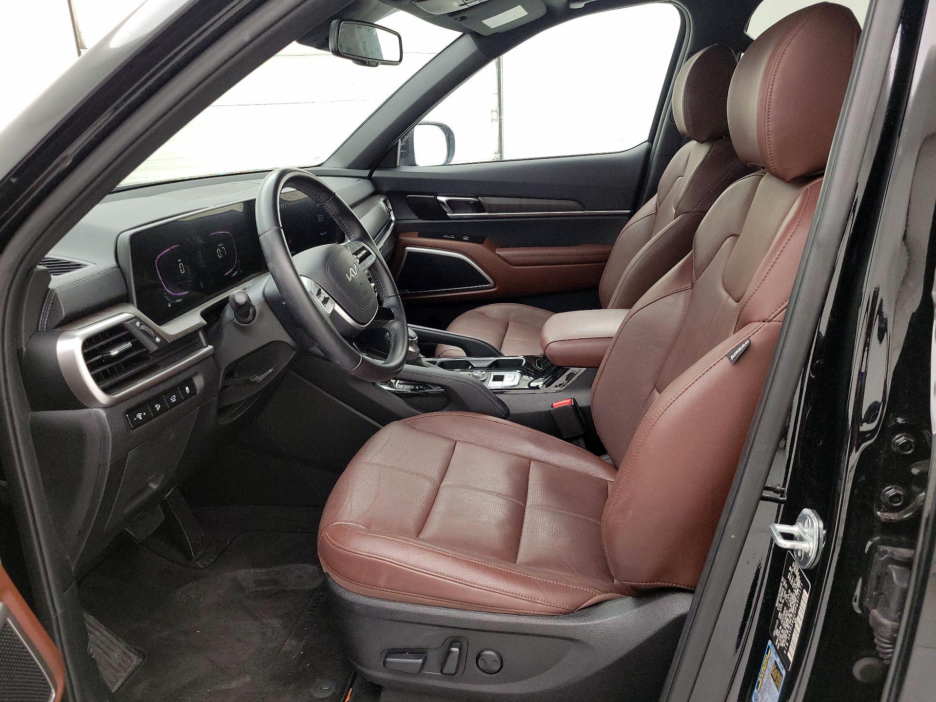 Thumbnail: 2023 Kia Telluride - 11