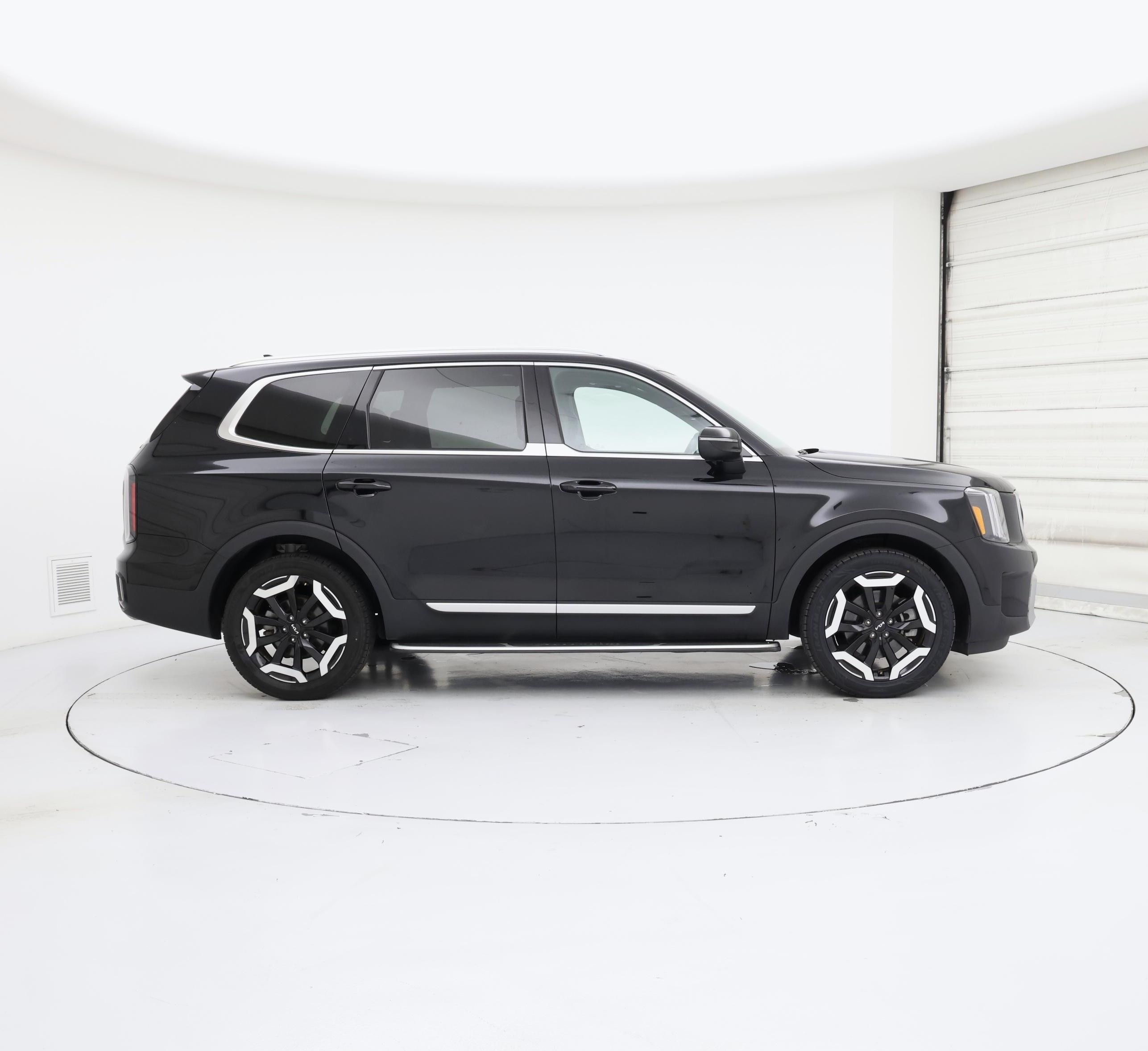 Thumbnail: 2023 Kia Telluride - 7