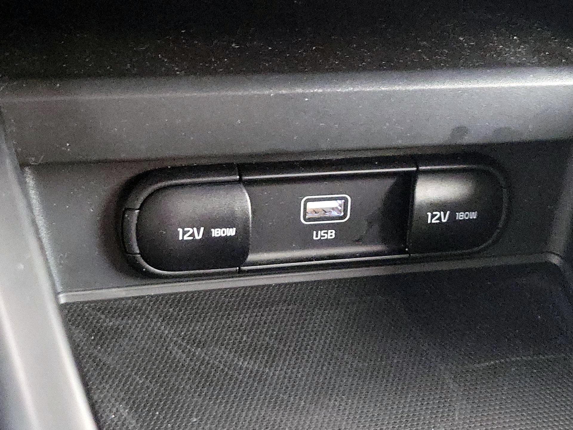 Thumbnail: 2025 Kia Soul - 18