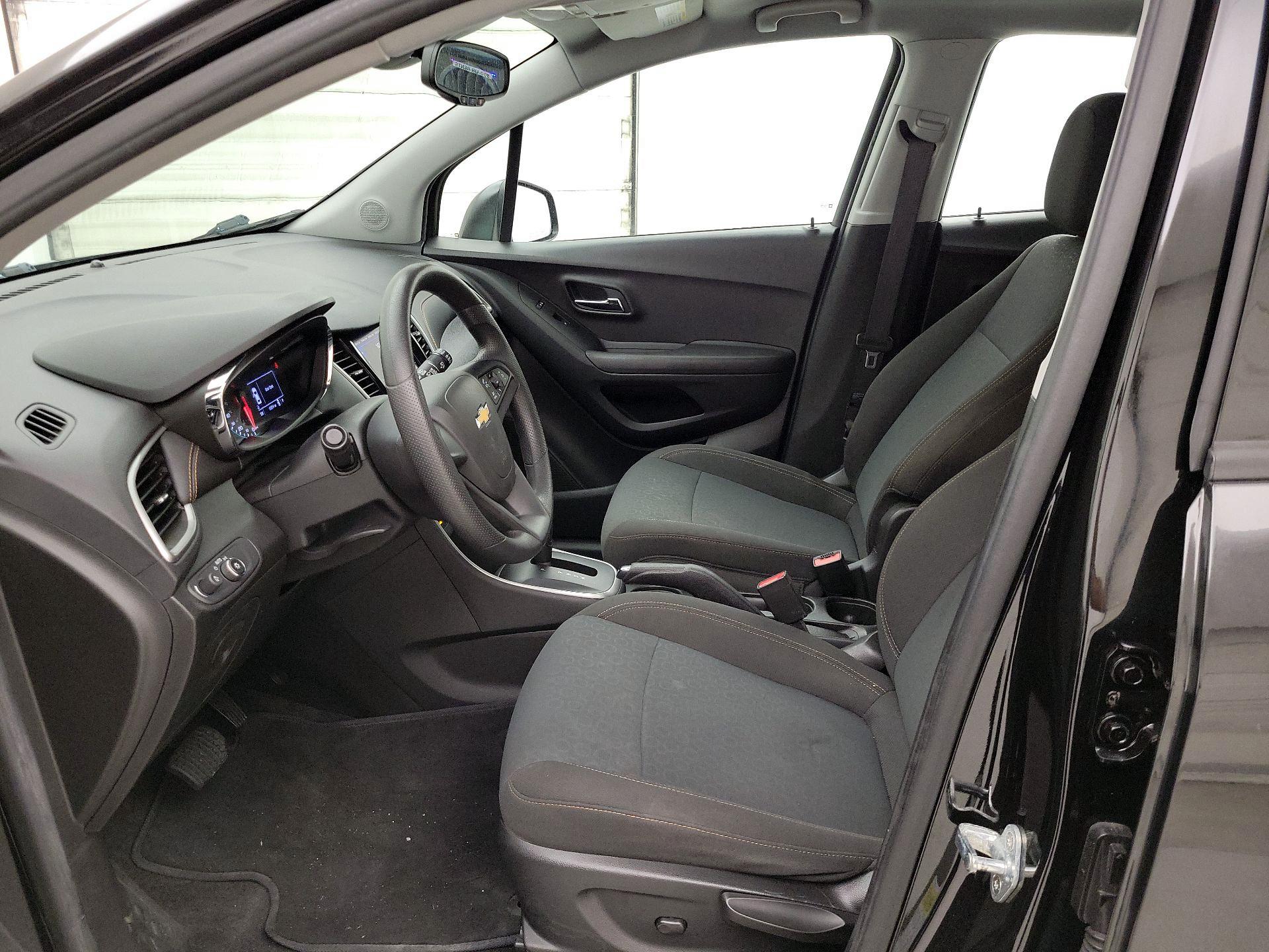 Thumbnail: 2020 Chevrolet Trax - 11