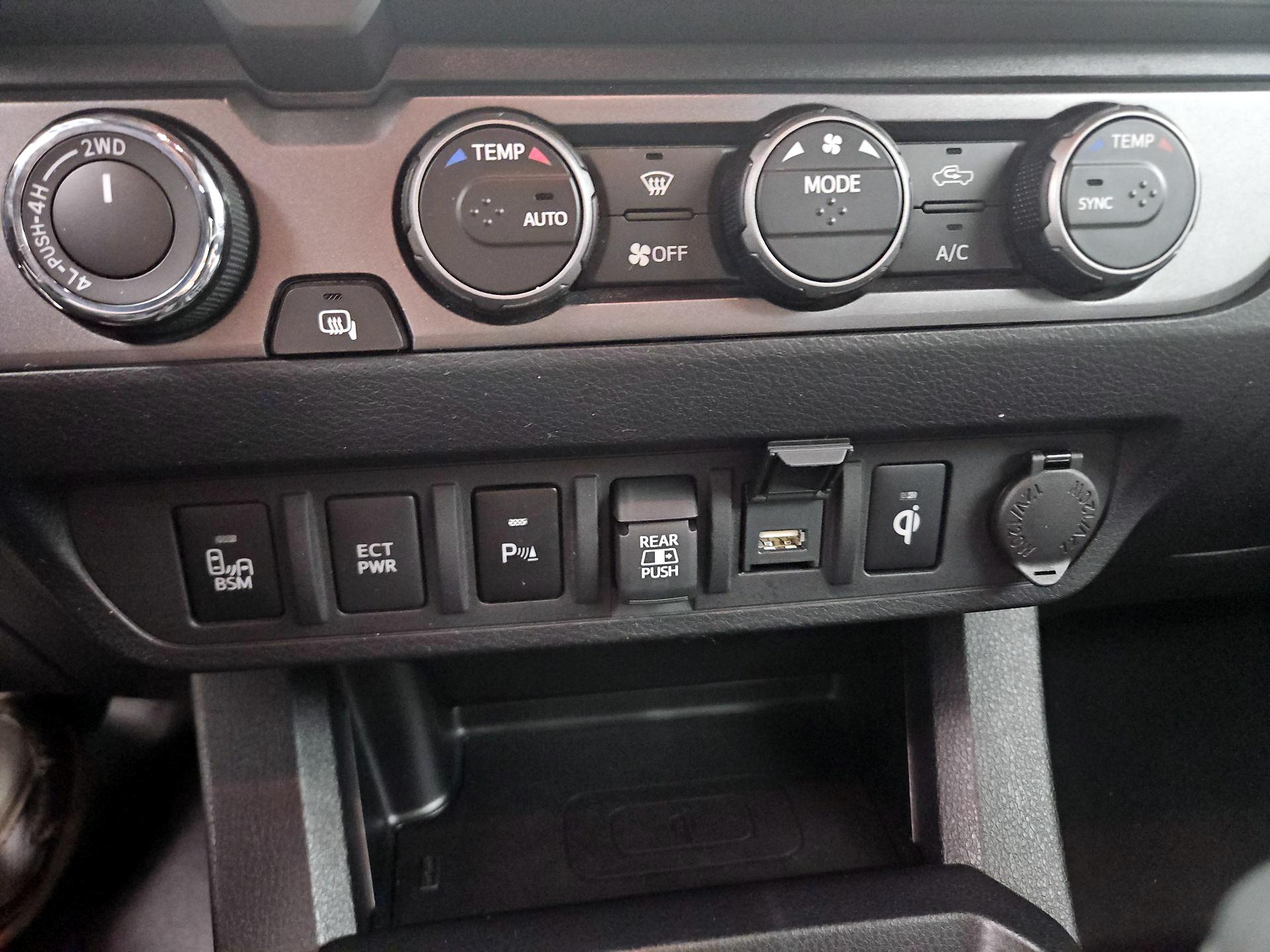 Thumbnail: 2023 Toyota Tacoma - 16