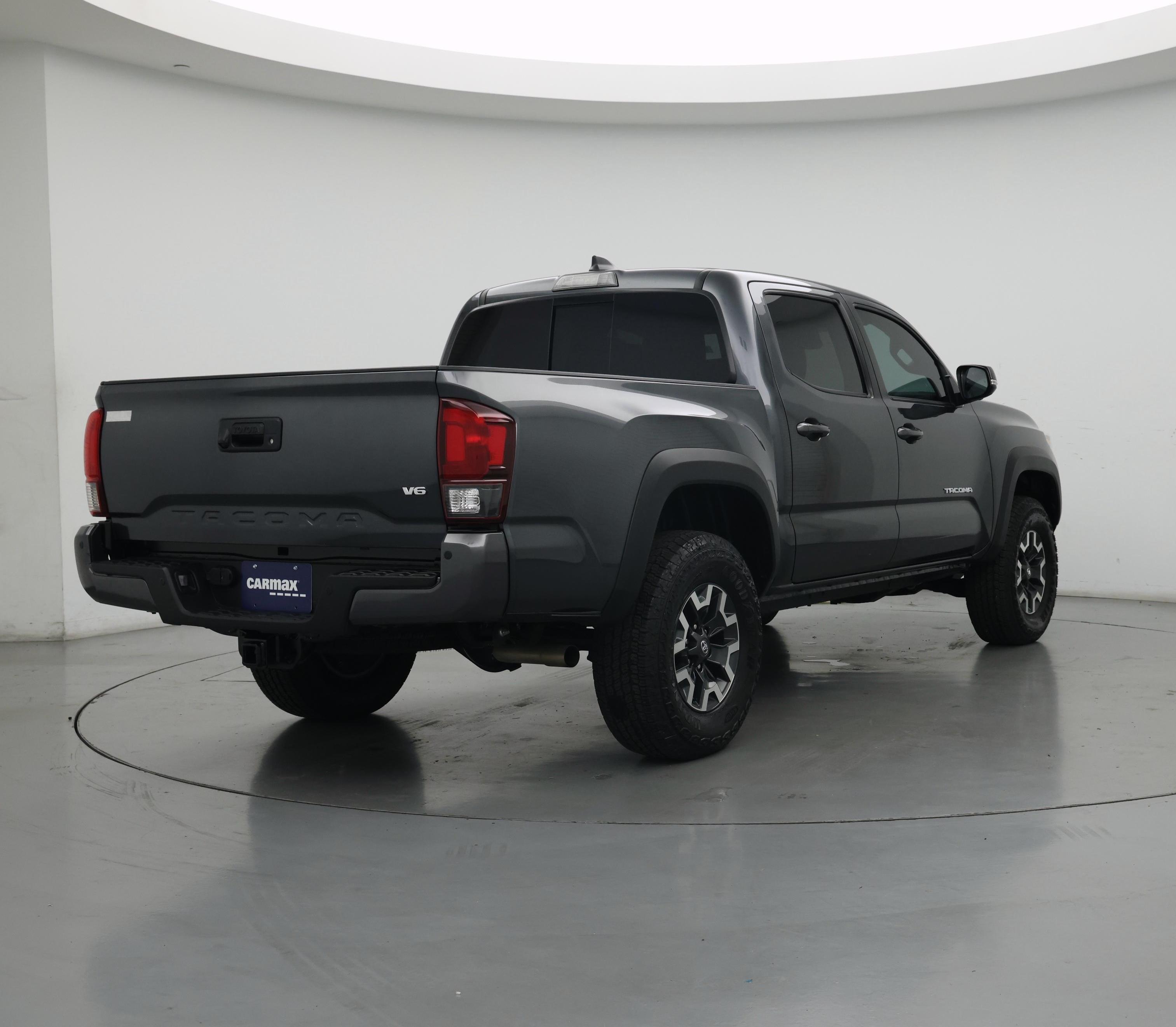 Thumbnail: 2023 Toyota Tacoma - 8