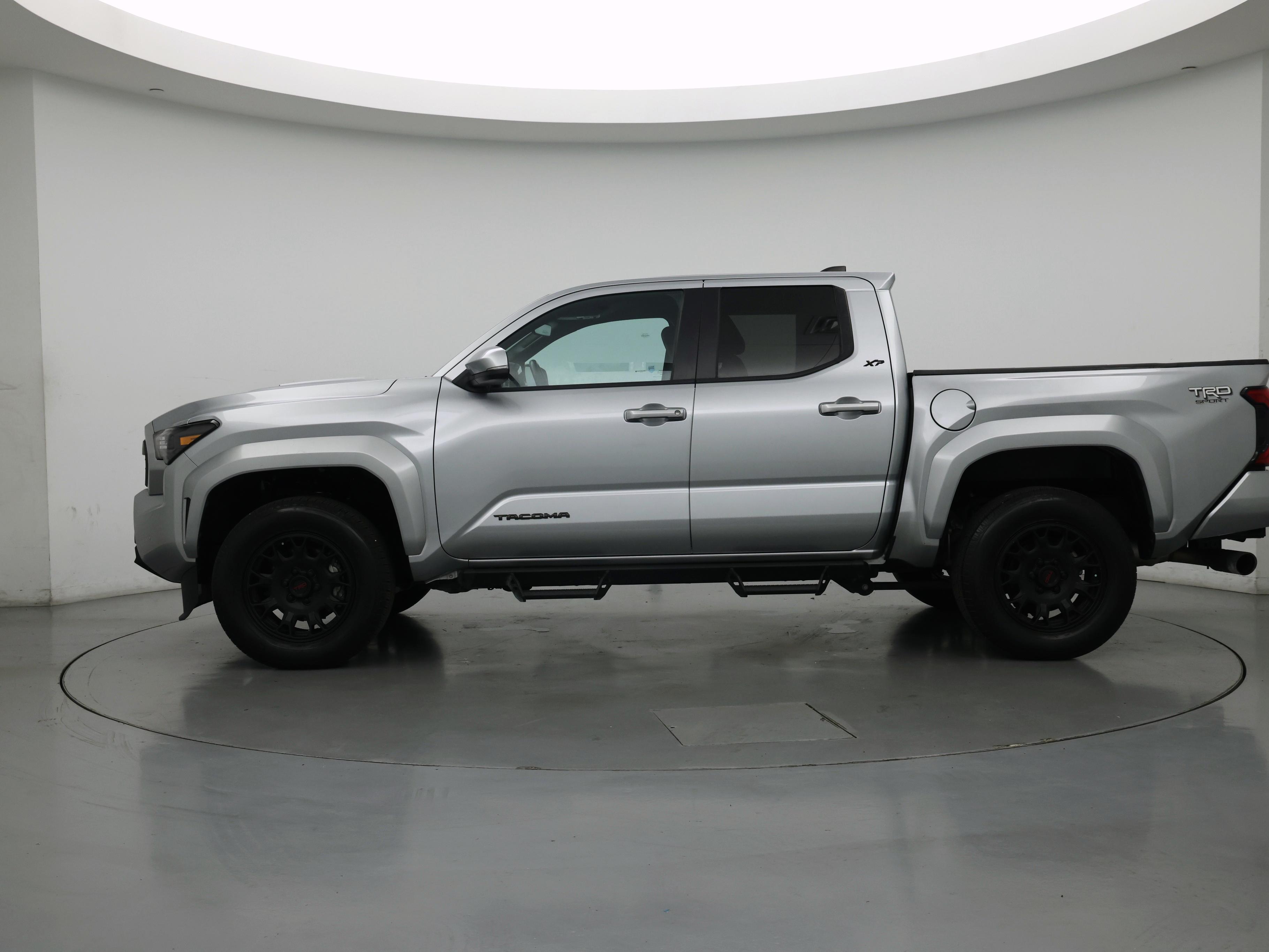 Thumbnail: 2024 Toyota Tacoma - 3