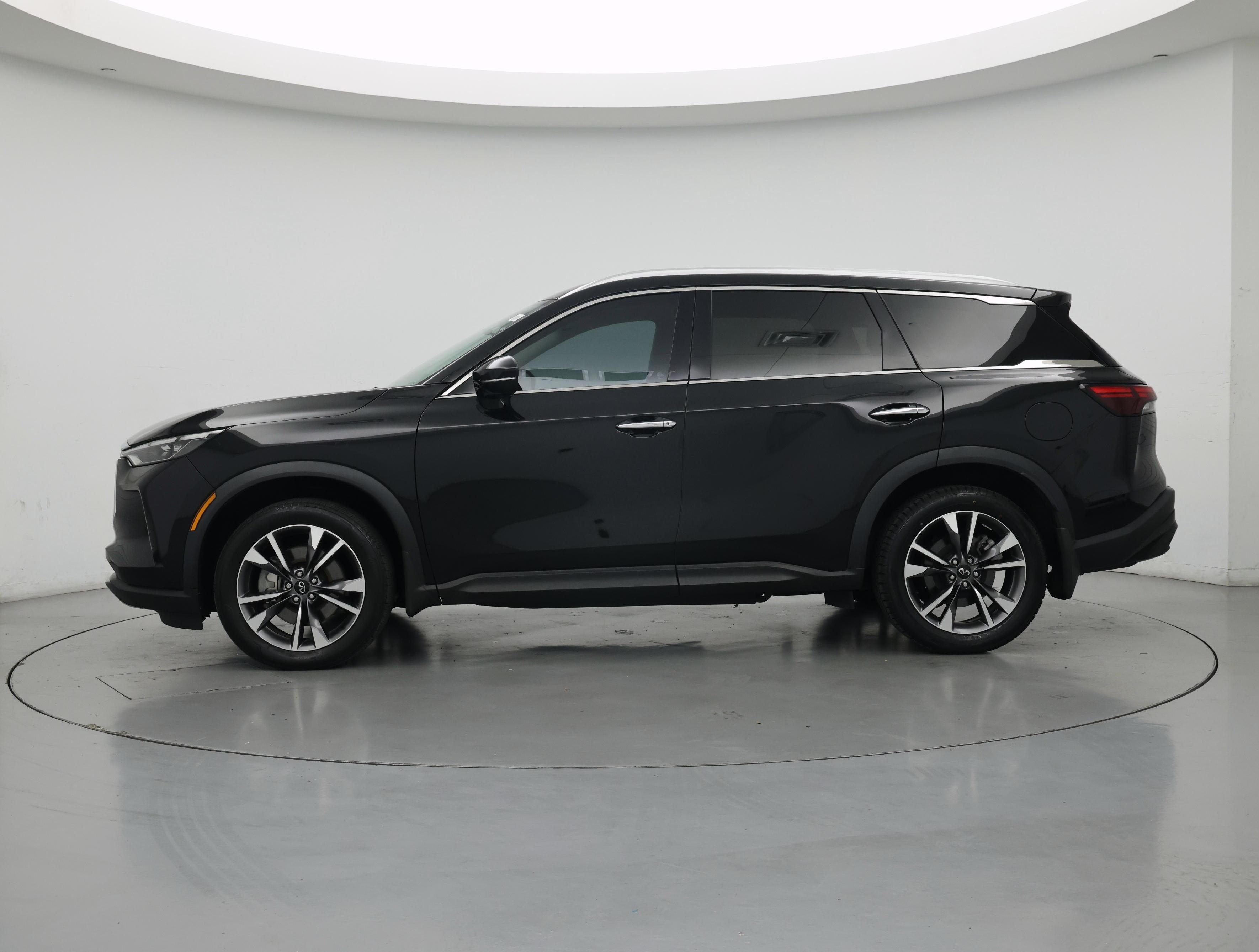 Thumbnail: 2023 INFINITI QX60 - 3