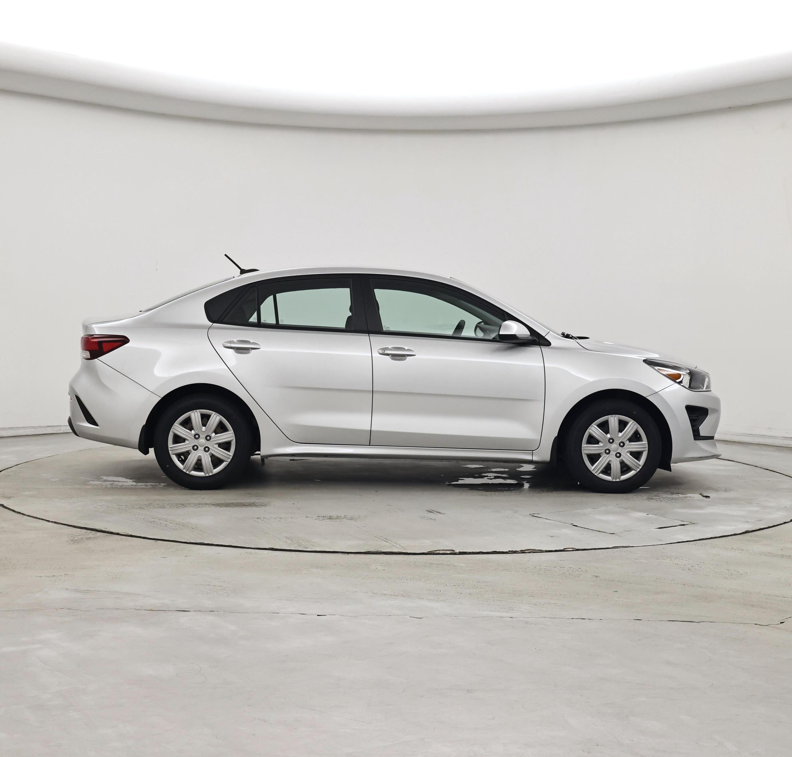Thumbnail: 2022 Kia Rio - 7